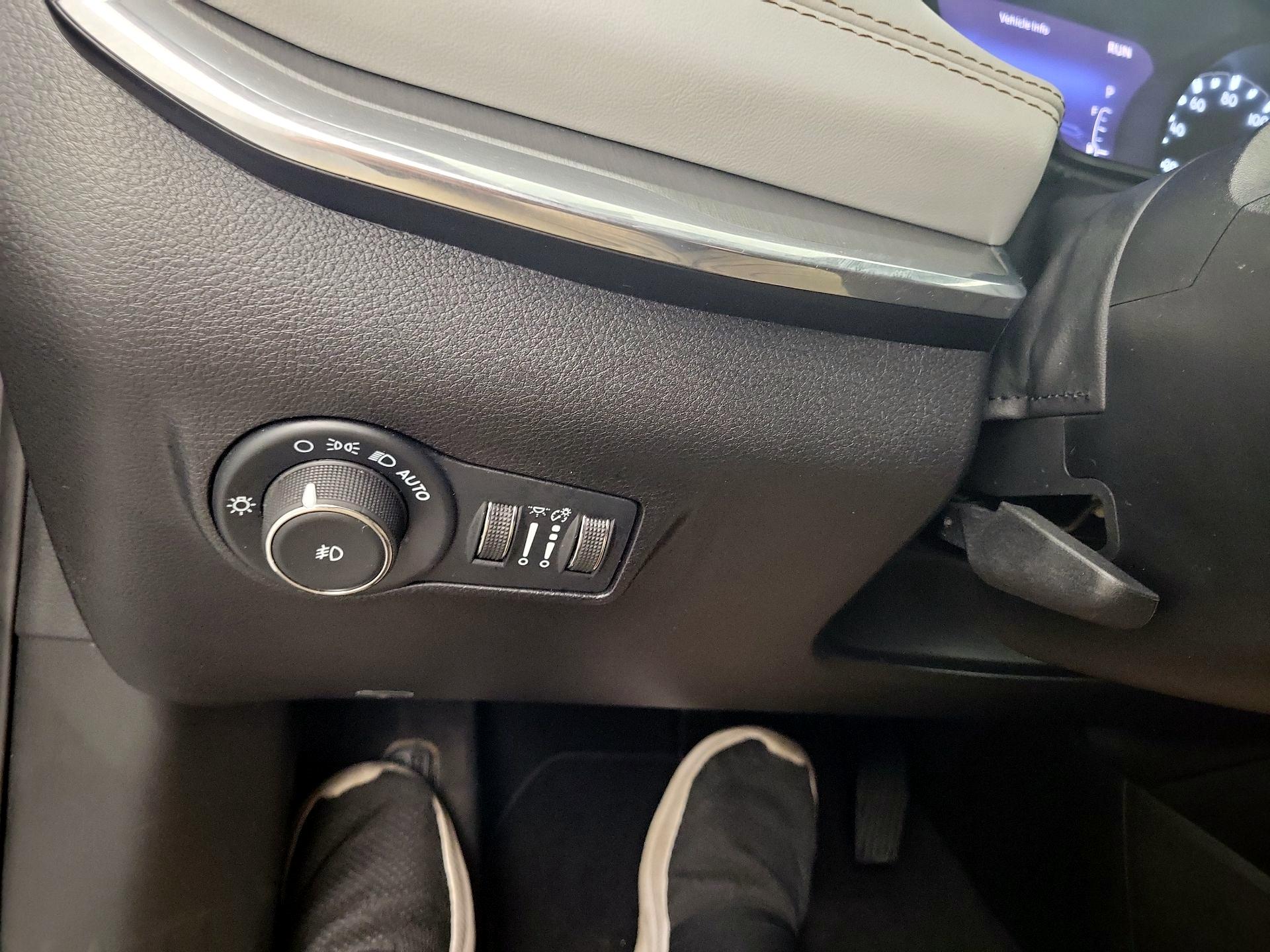Thumbnail: 2022 Jeep Compass - 13