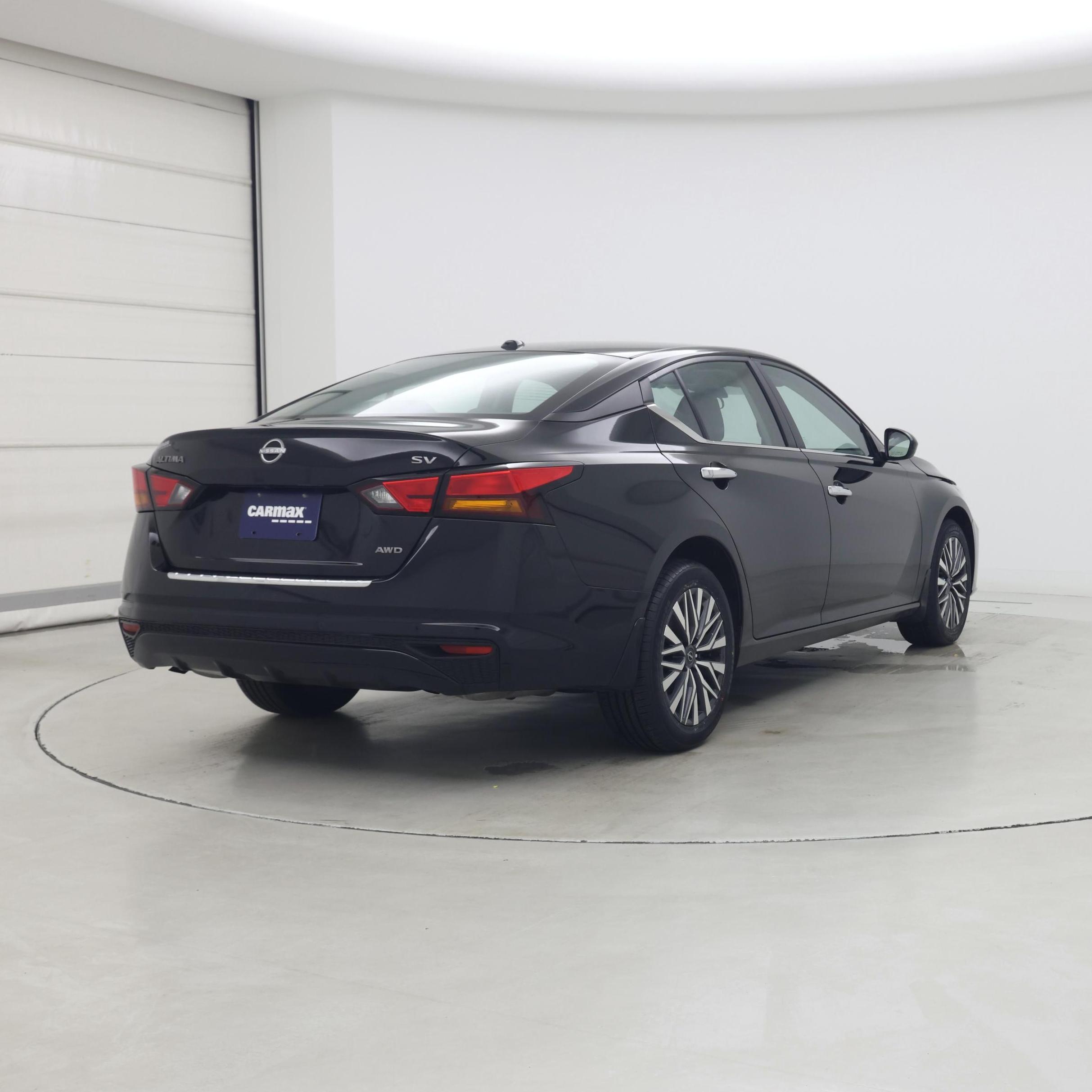 Thumbnail: 2023 Nissan Altima - 8