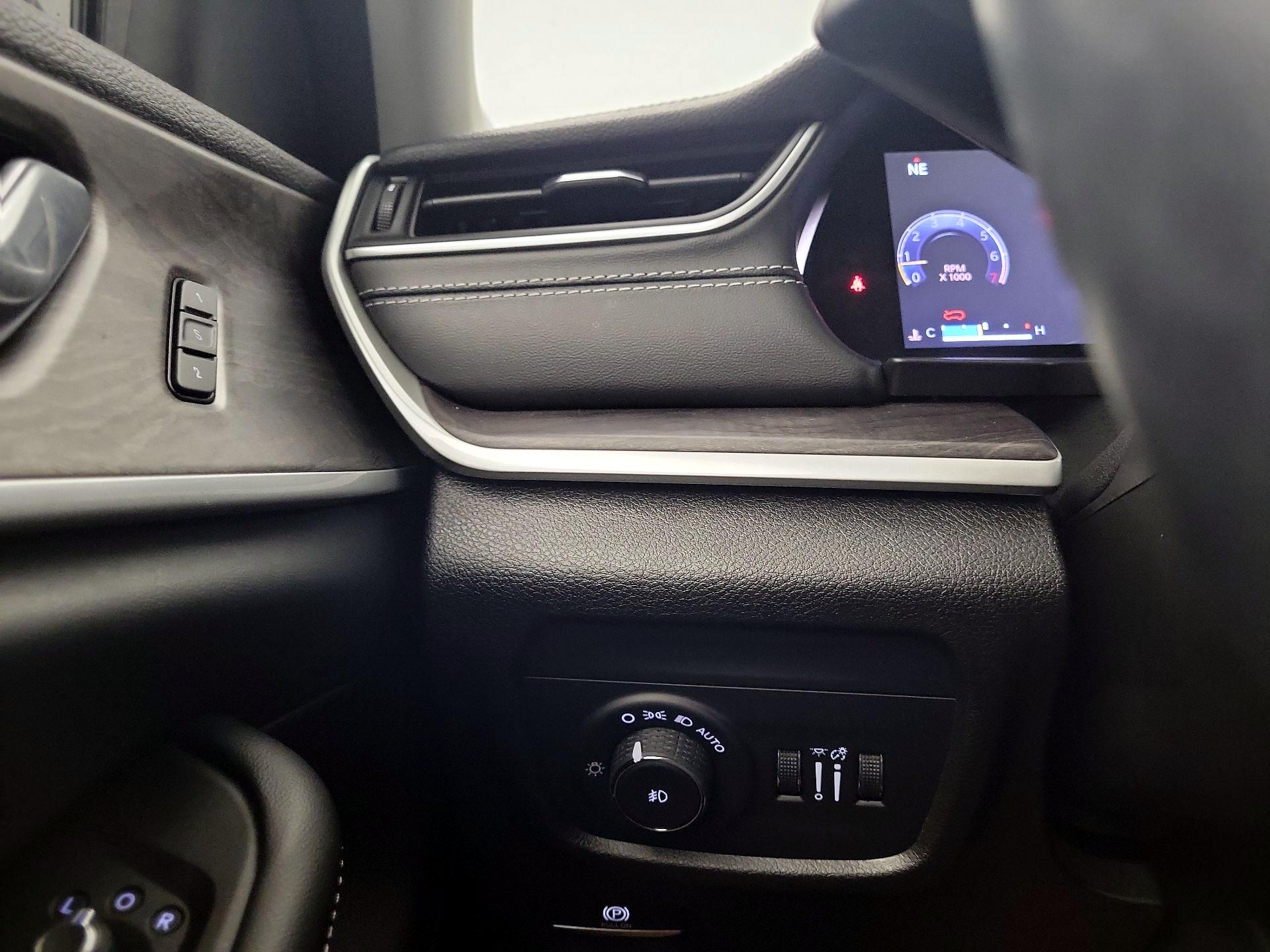 Thumbnail: 2021 Jeep Grand Cherokee L - 13