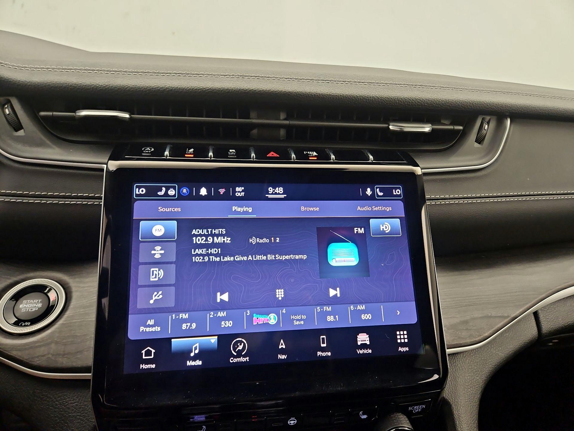 Thumbnail: 2021 Jeep Grand Cherokee L - 16