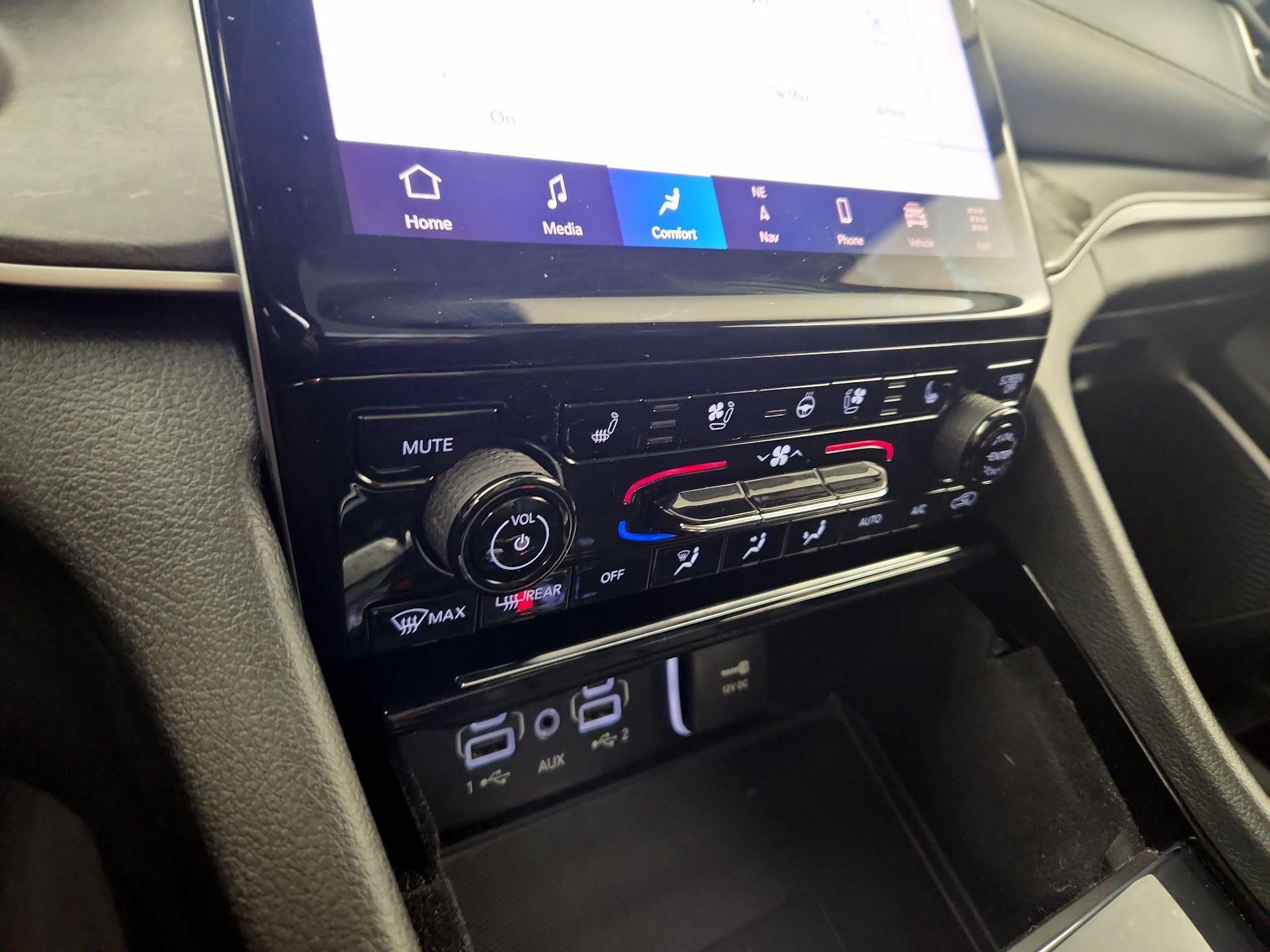 Thumbnail: 2021 Jeep Grand Cherokee L - 17
