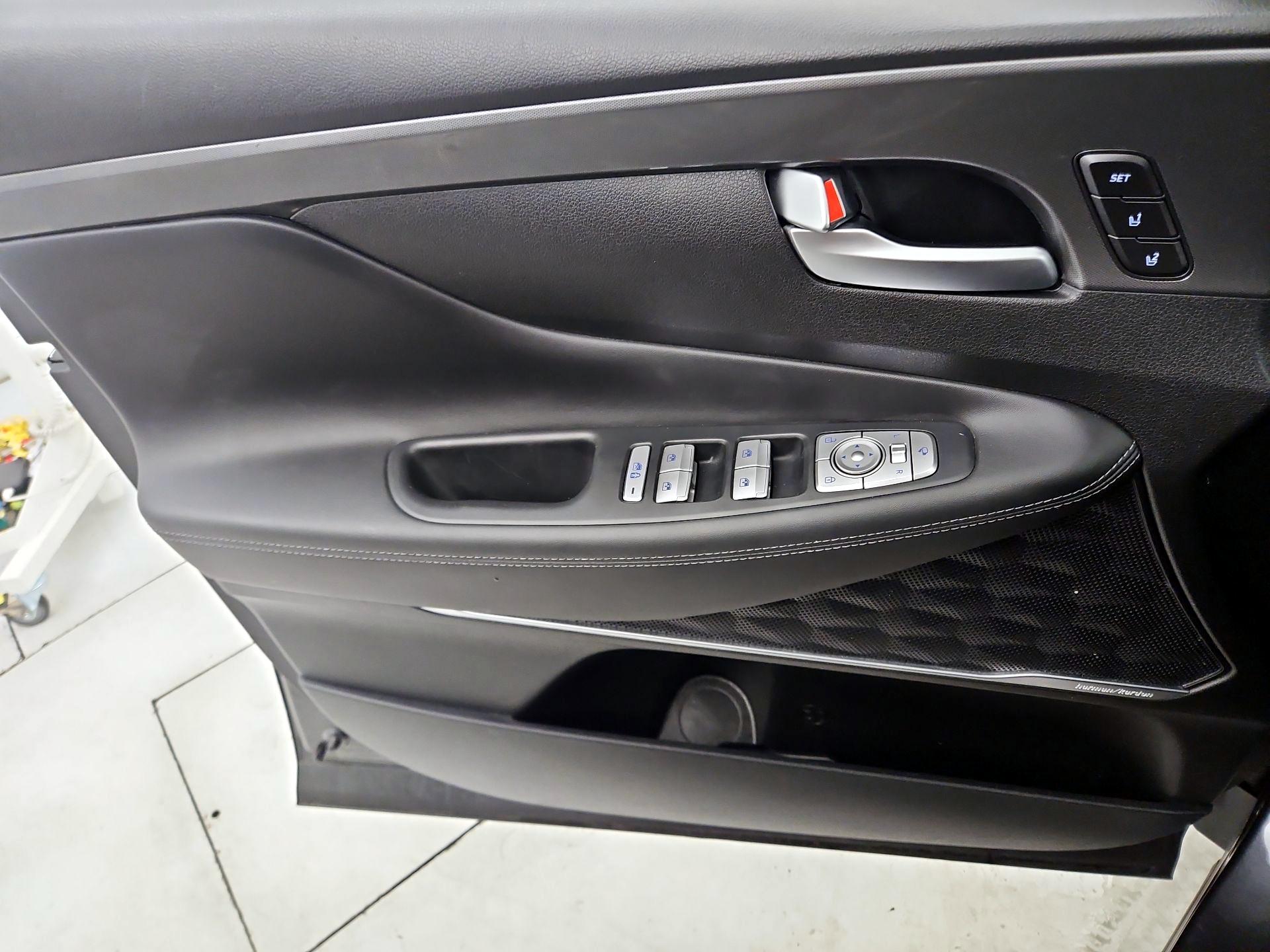 Thumbnail: 2022 Hyundai Santa Fe - 12