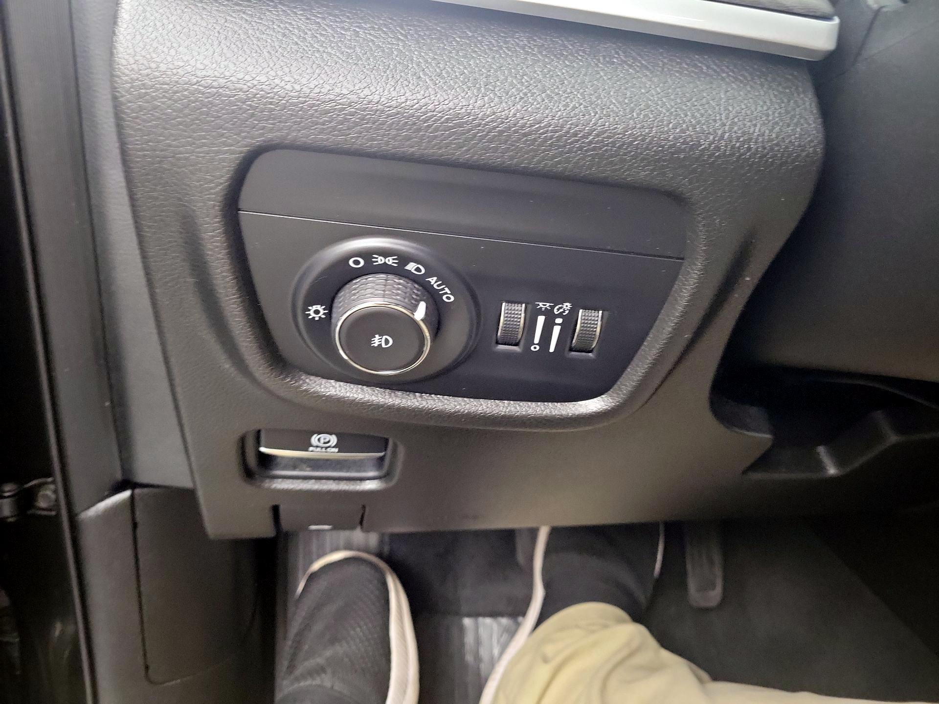 Thumbnail: 2021 Jeep Grand Cherokee L - 13