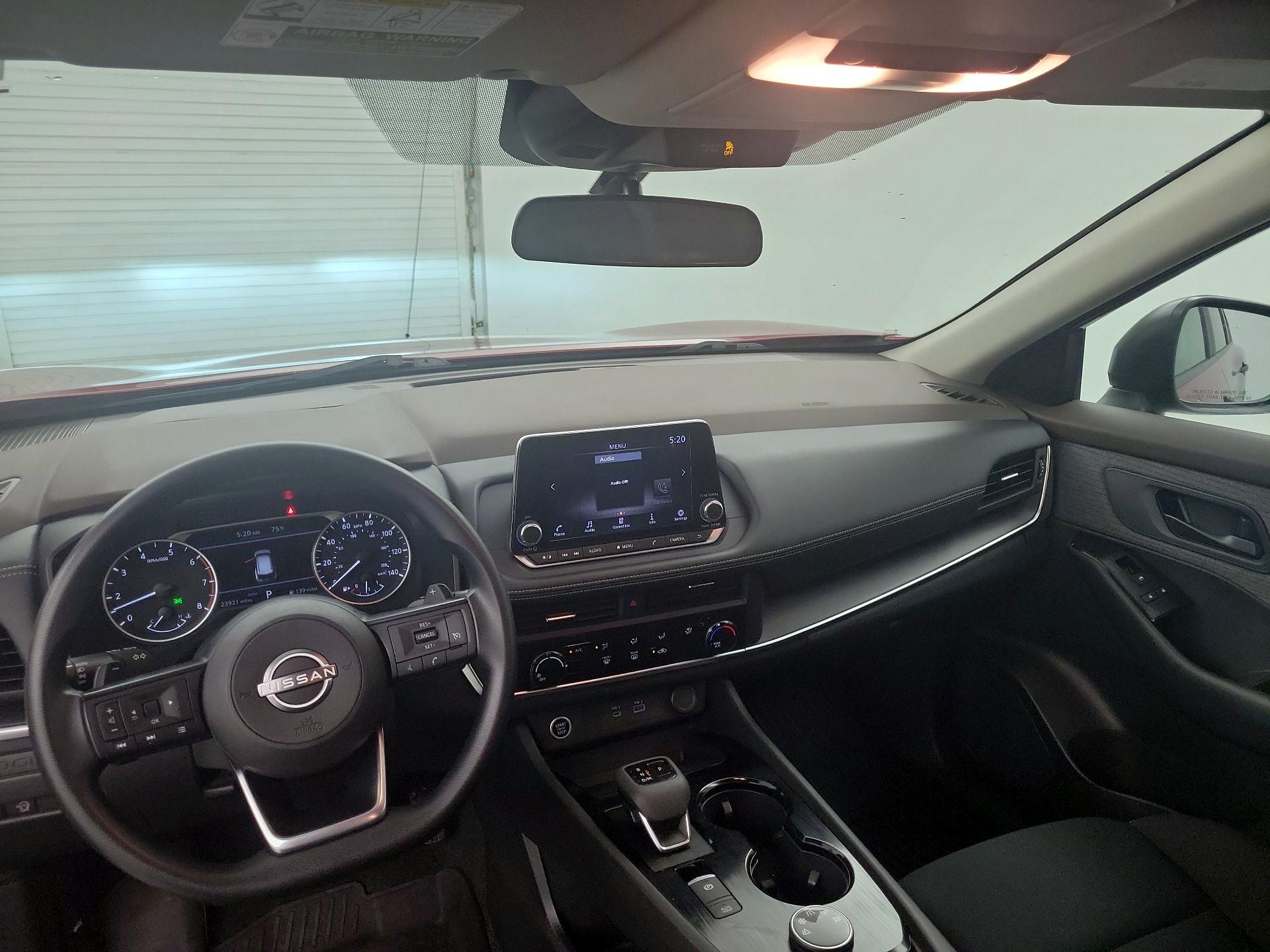 Thumbnail: 2023 Nissan Rogue - 9
