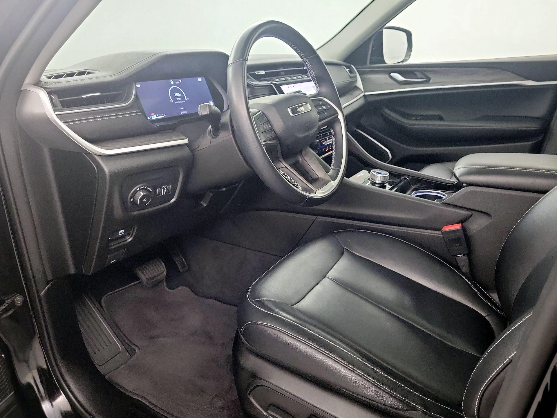 Thumbnail: 2022 Jeep Grand Cherokee L - 11