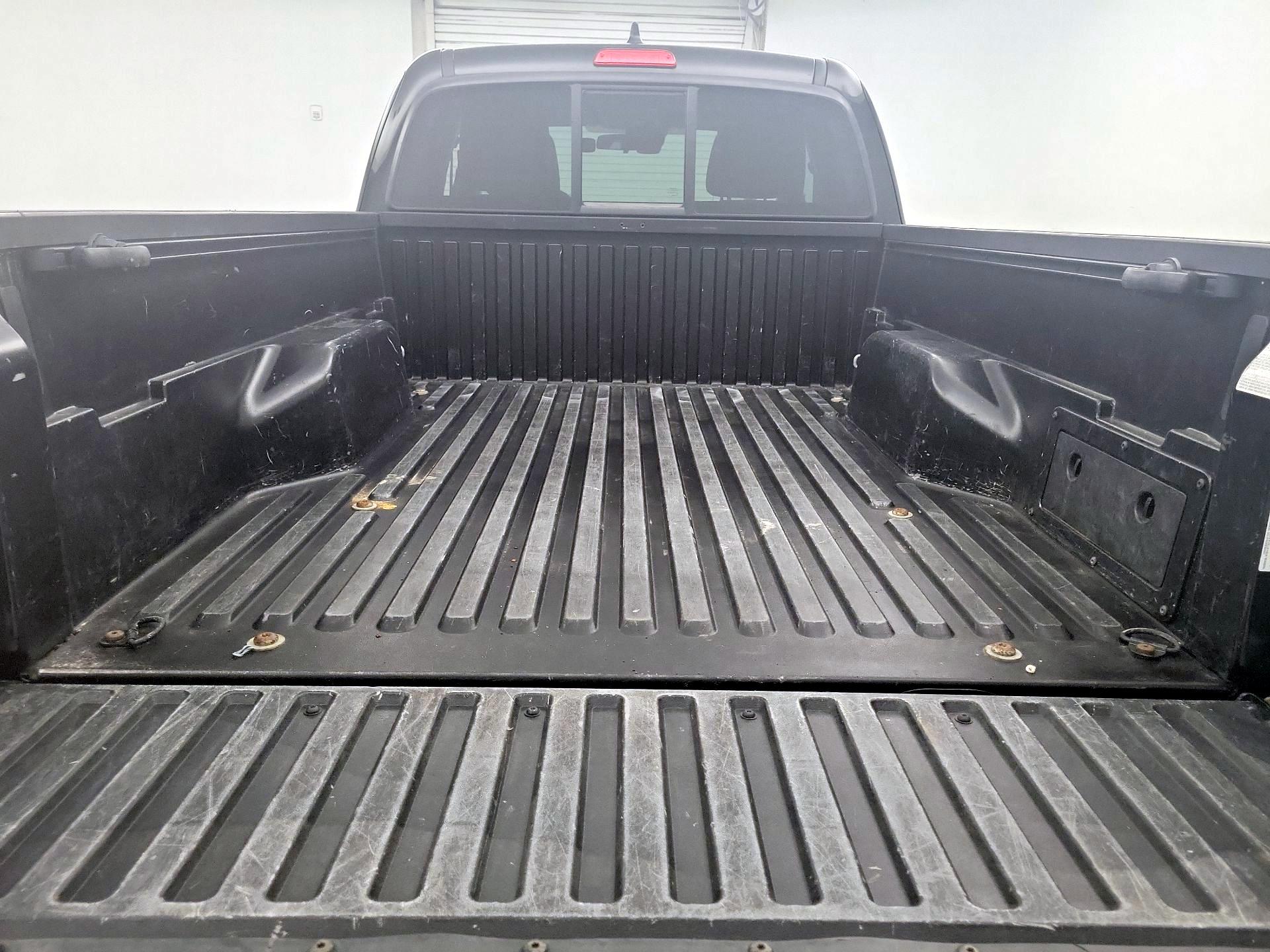 Thumbnail: 2023 Toyota Tacoma - 19