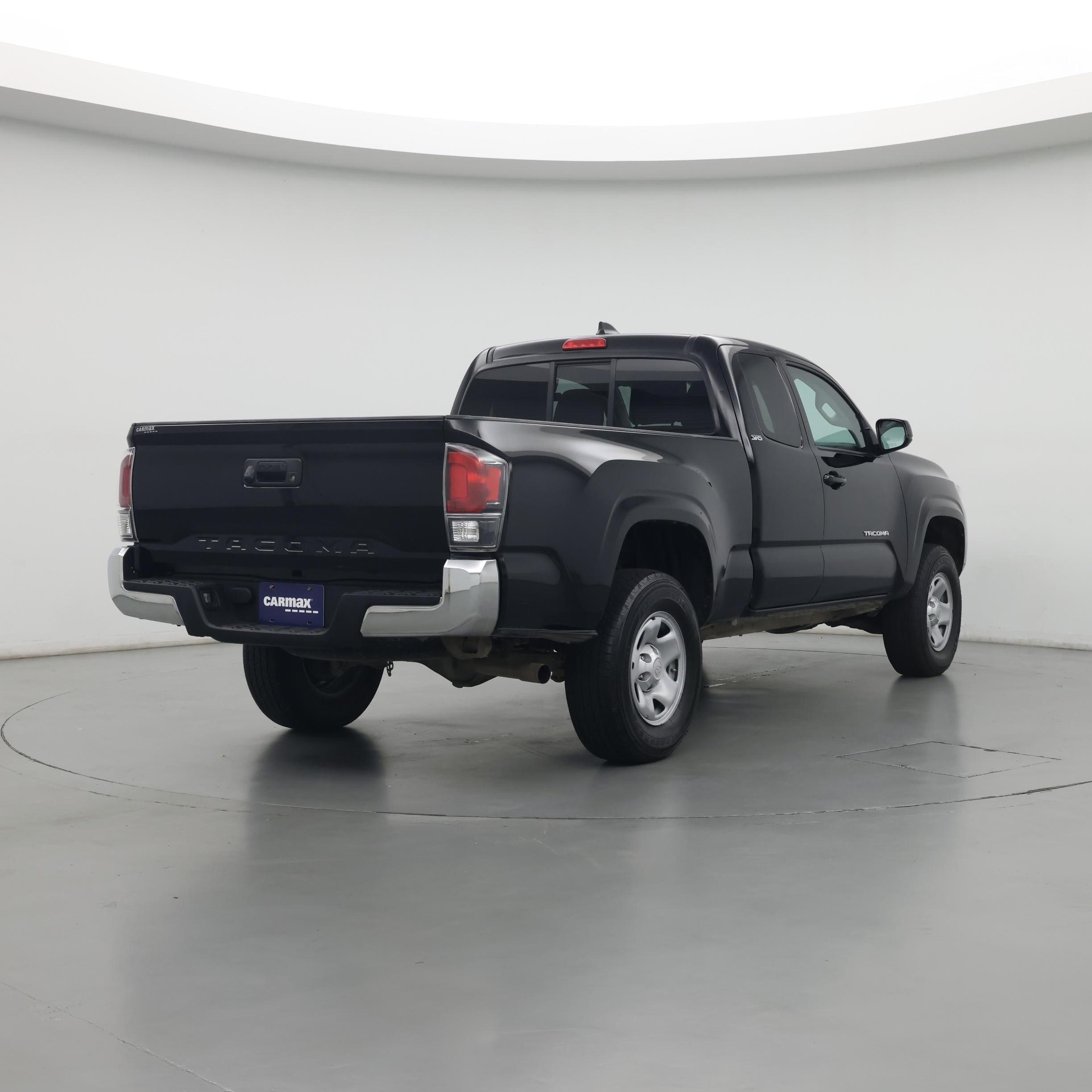 Thumbnail: 2023 Toyota Tacoma - 8