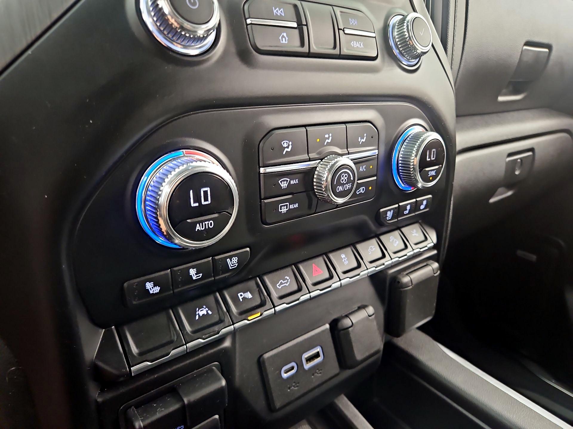 Thumbnail: 2022 GMC Sierra 1500 - 16