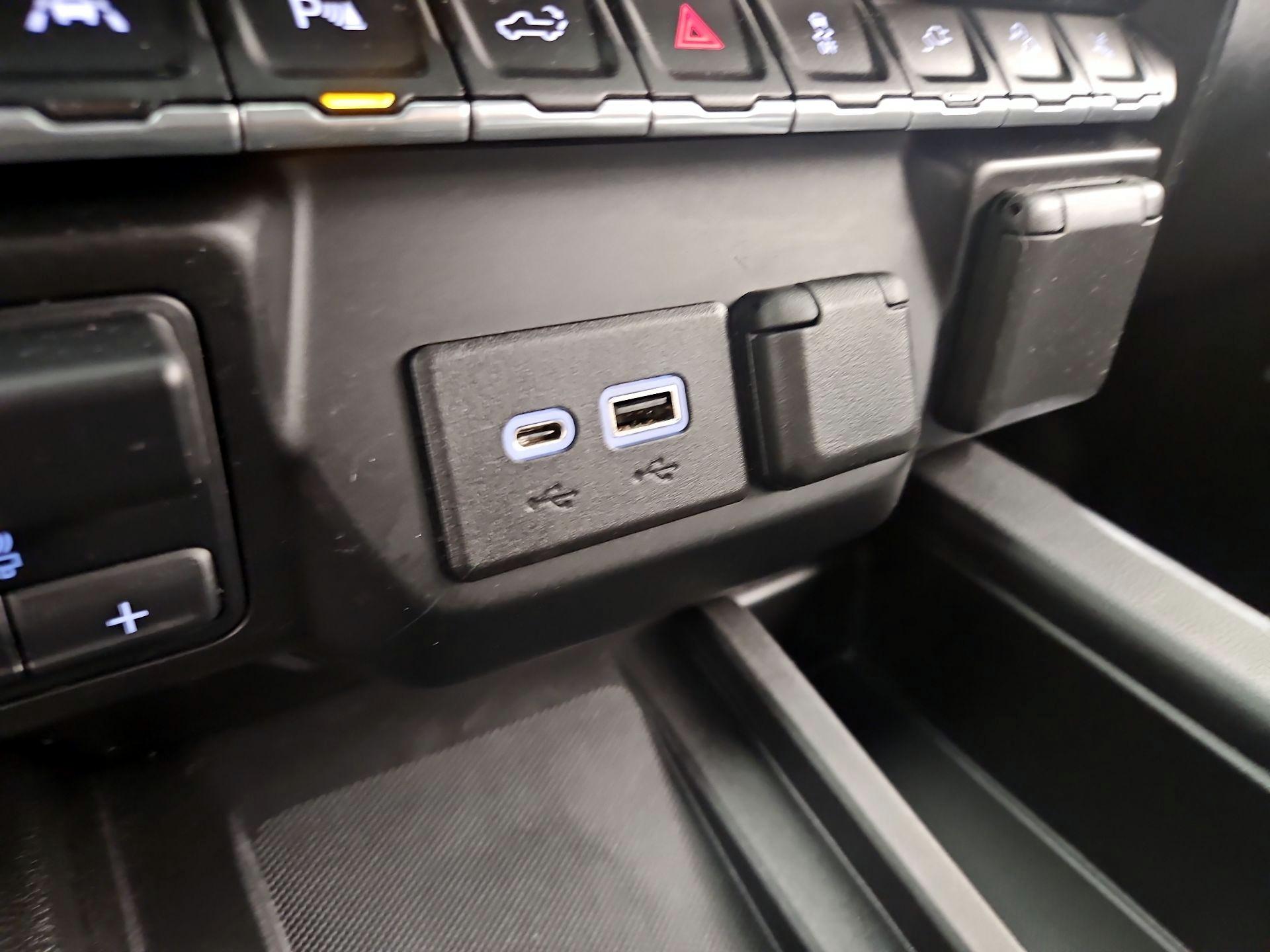 Thumbnail: 2022 GMC Sierra 1500 - 18