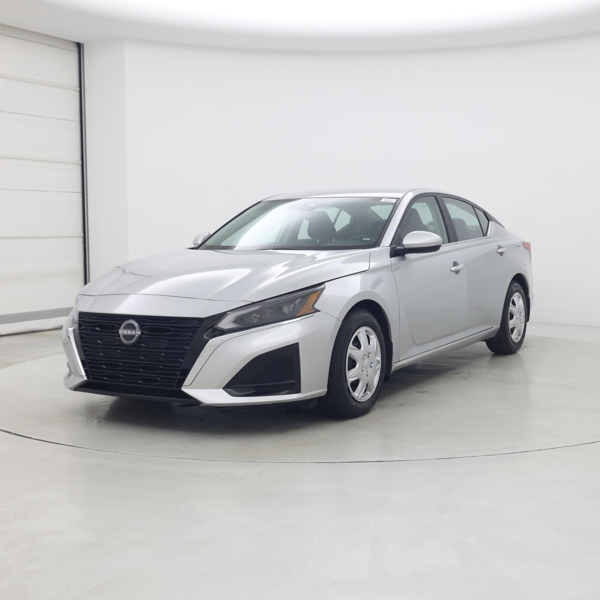 Thumbnail: 2023 Nissan Altima - 4