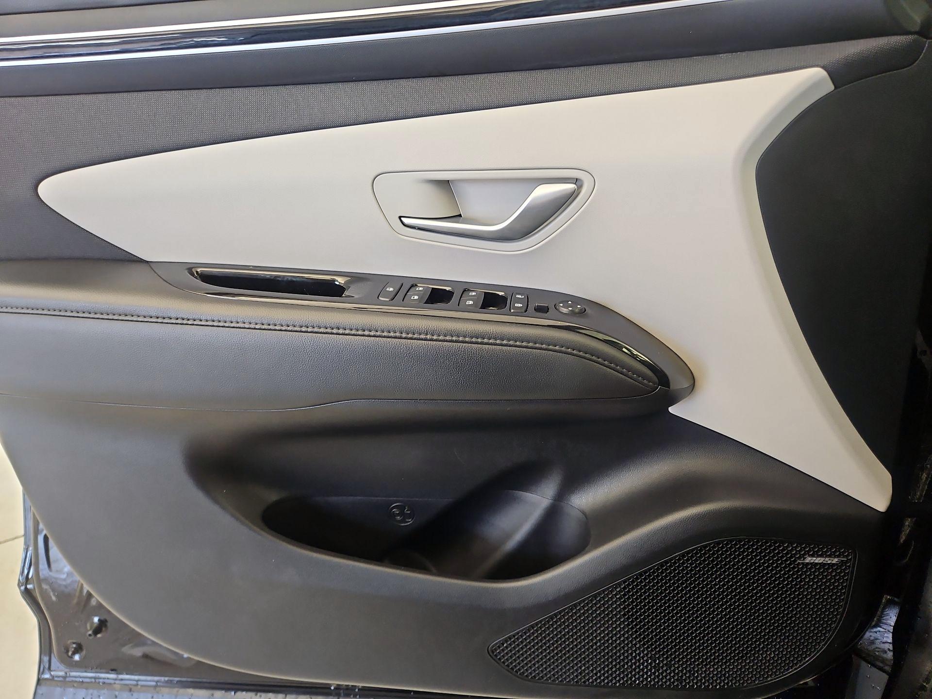 Thumbnail: 2022 Hyundai Tucson - 12