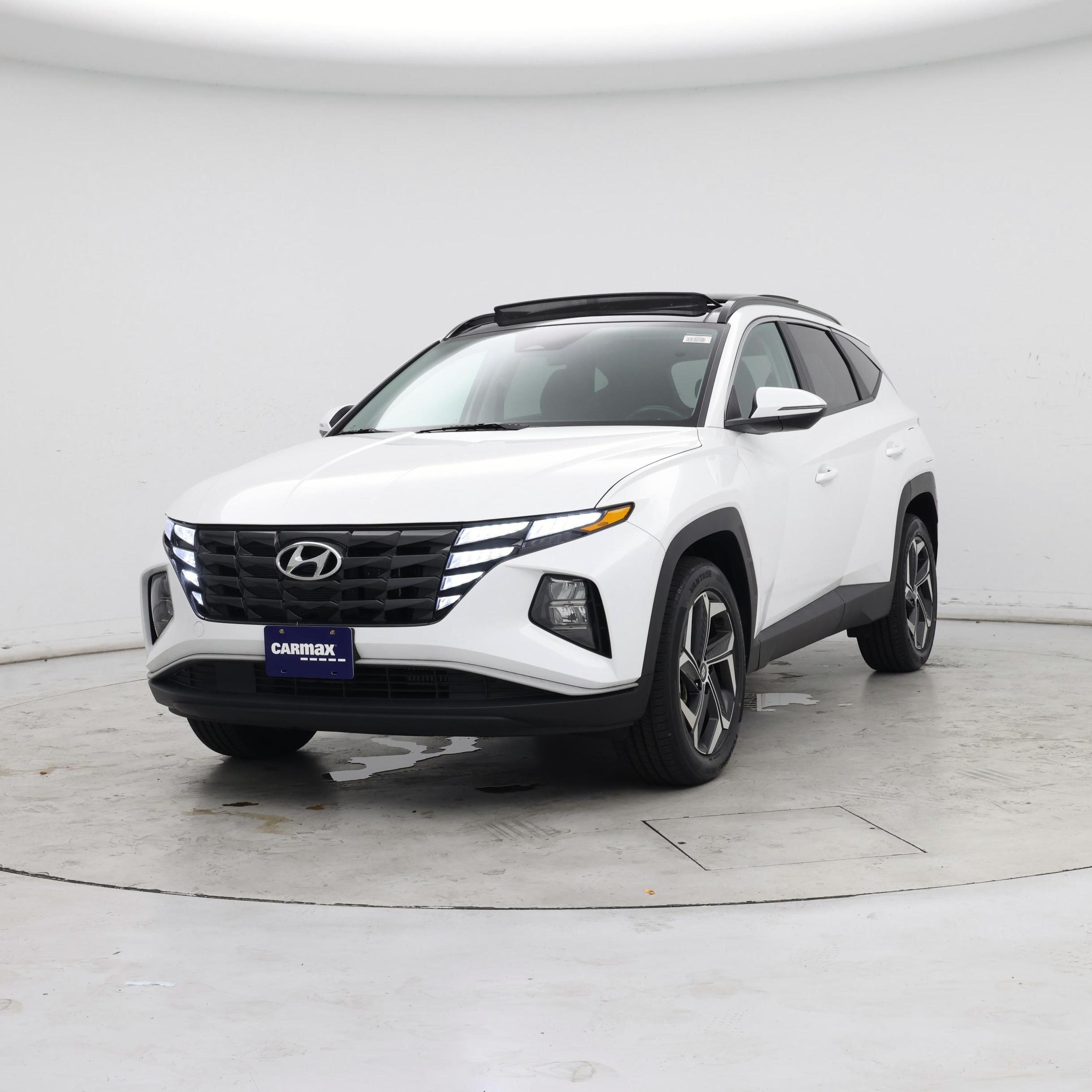 Thumbnail: 2022 Hyundai Tucson - 4