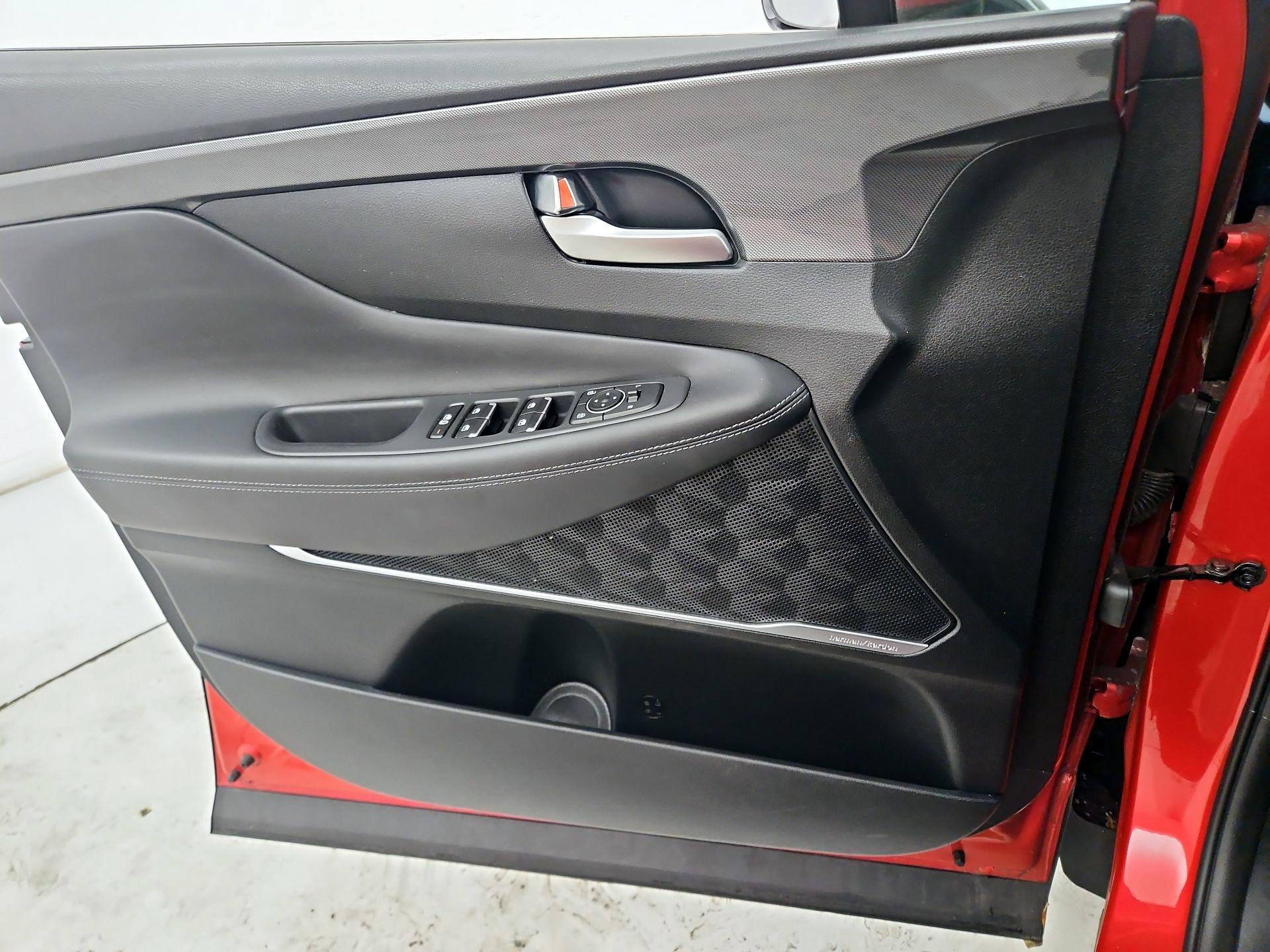 Thumbnail: 2022 Hyundai Santa Fe - 12