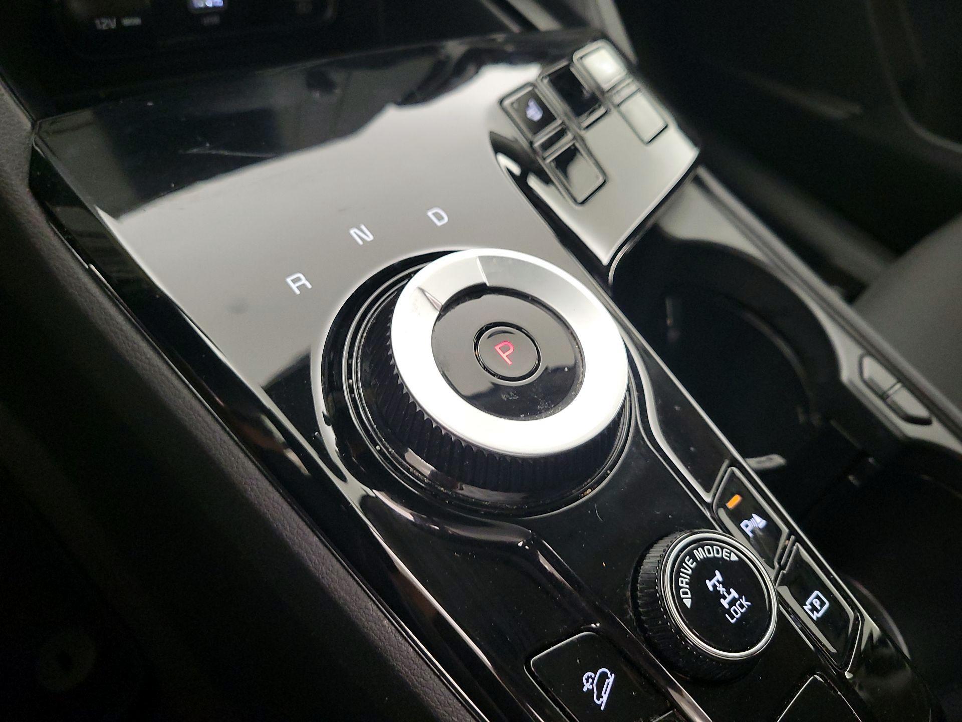 Thumbnail: 2023 Kia Sportage - 17