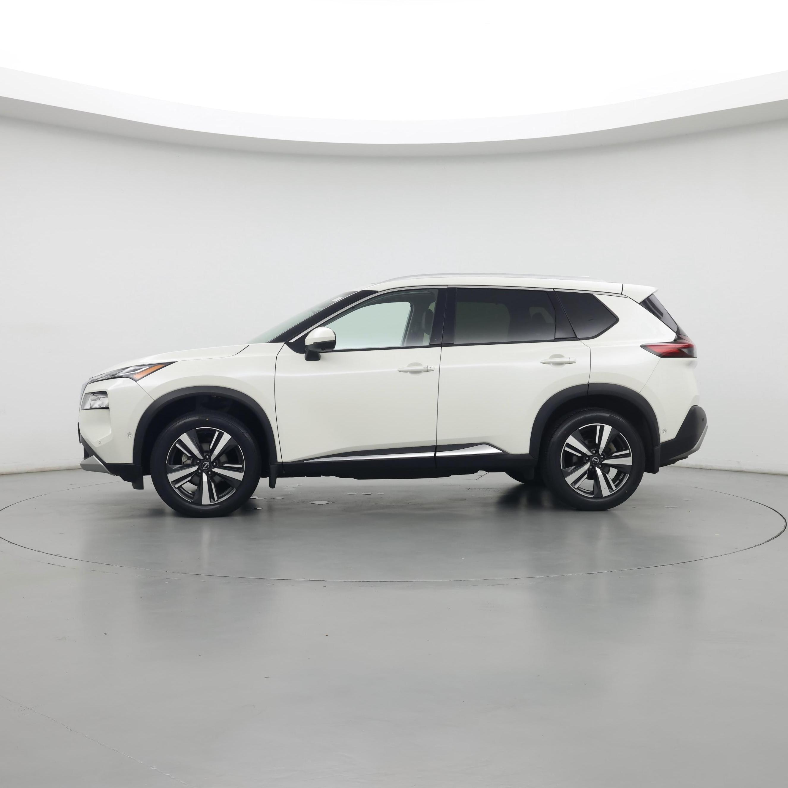 Thumbnail: 2023 Nissan Rogue - 3