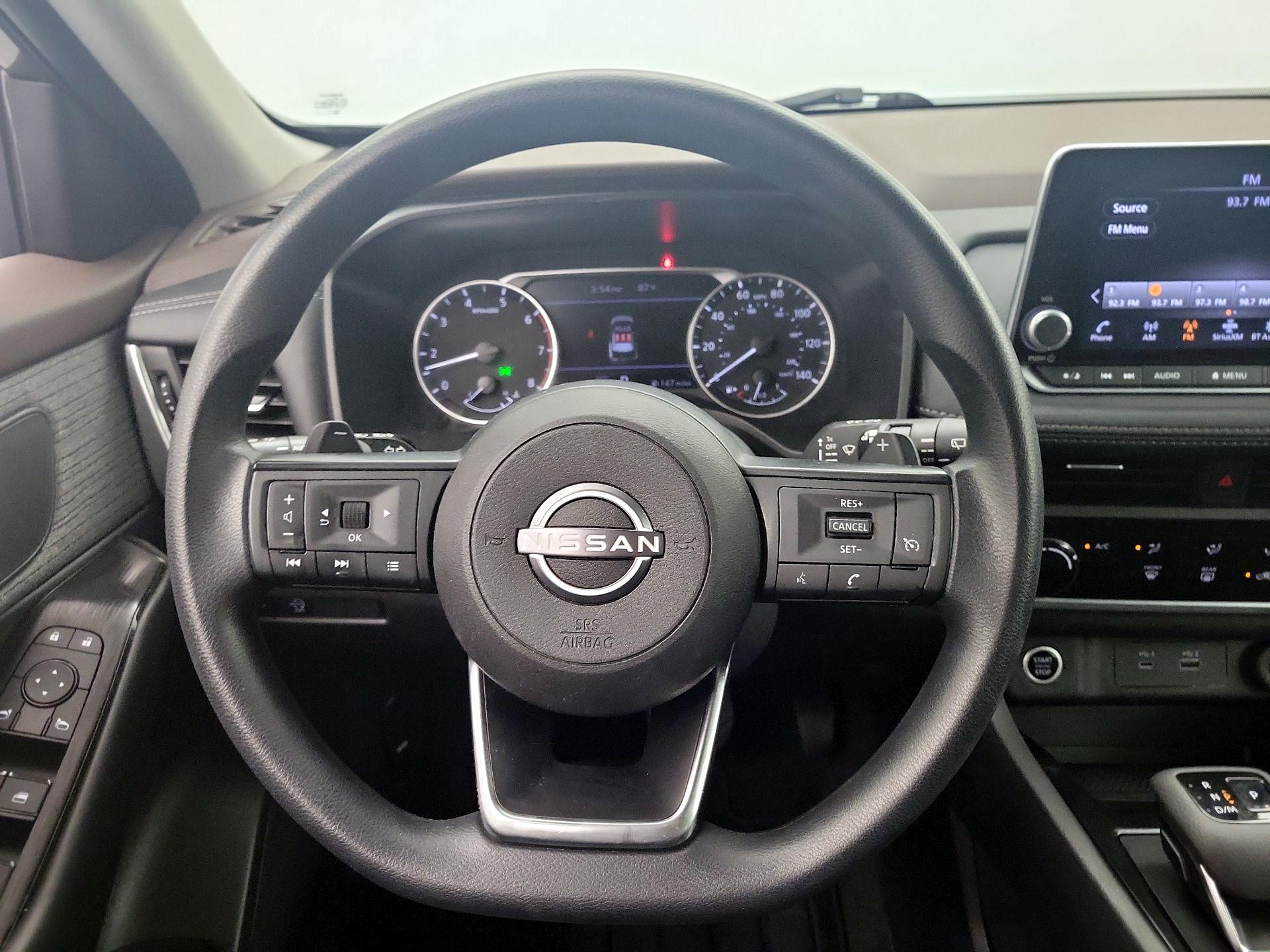 Thumbnail: 2023 Nissan Rogue - 10