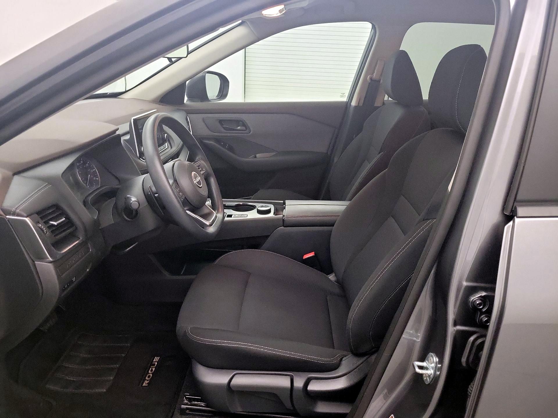 Thumbnail: 2023 Nissan Rogue - 11