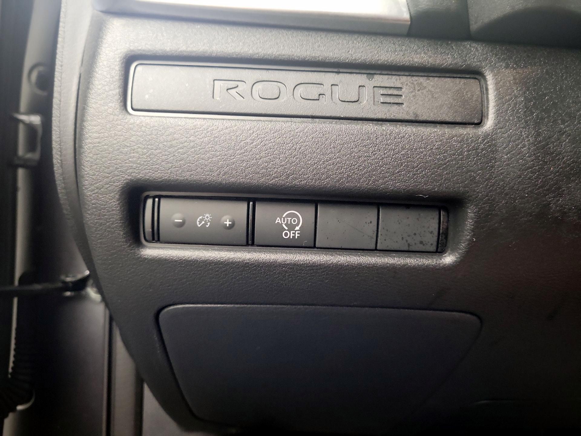 Thumbnail: 2023 Nissan Rogue - 13