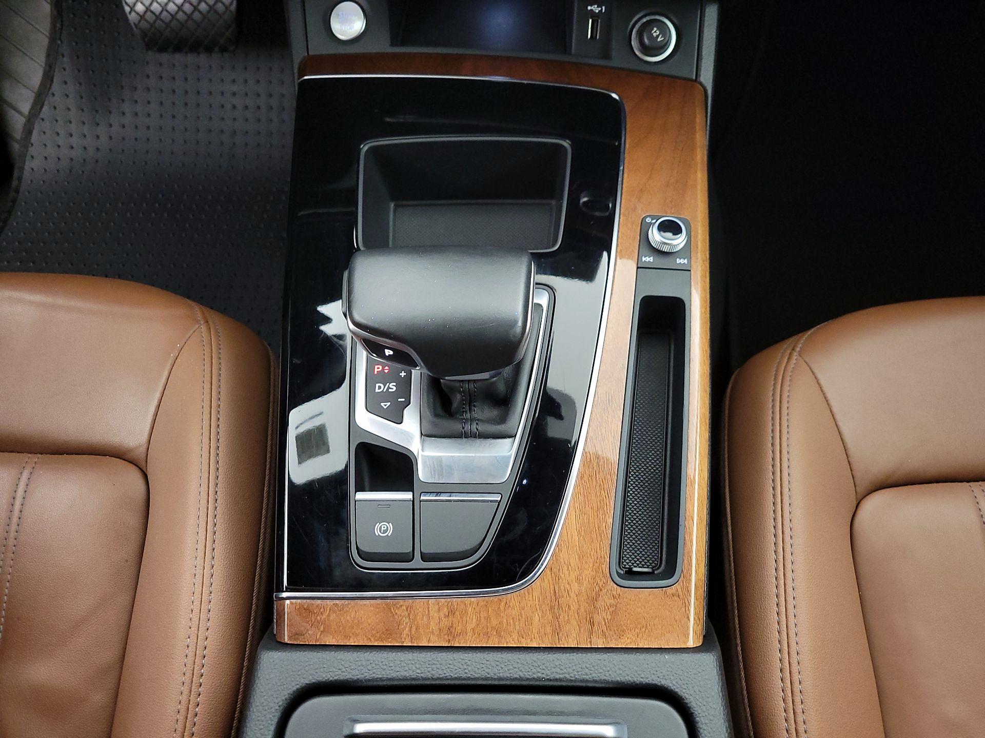 Thumbnail: 2021 Audi Q5 - 18
