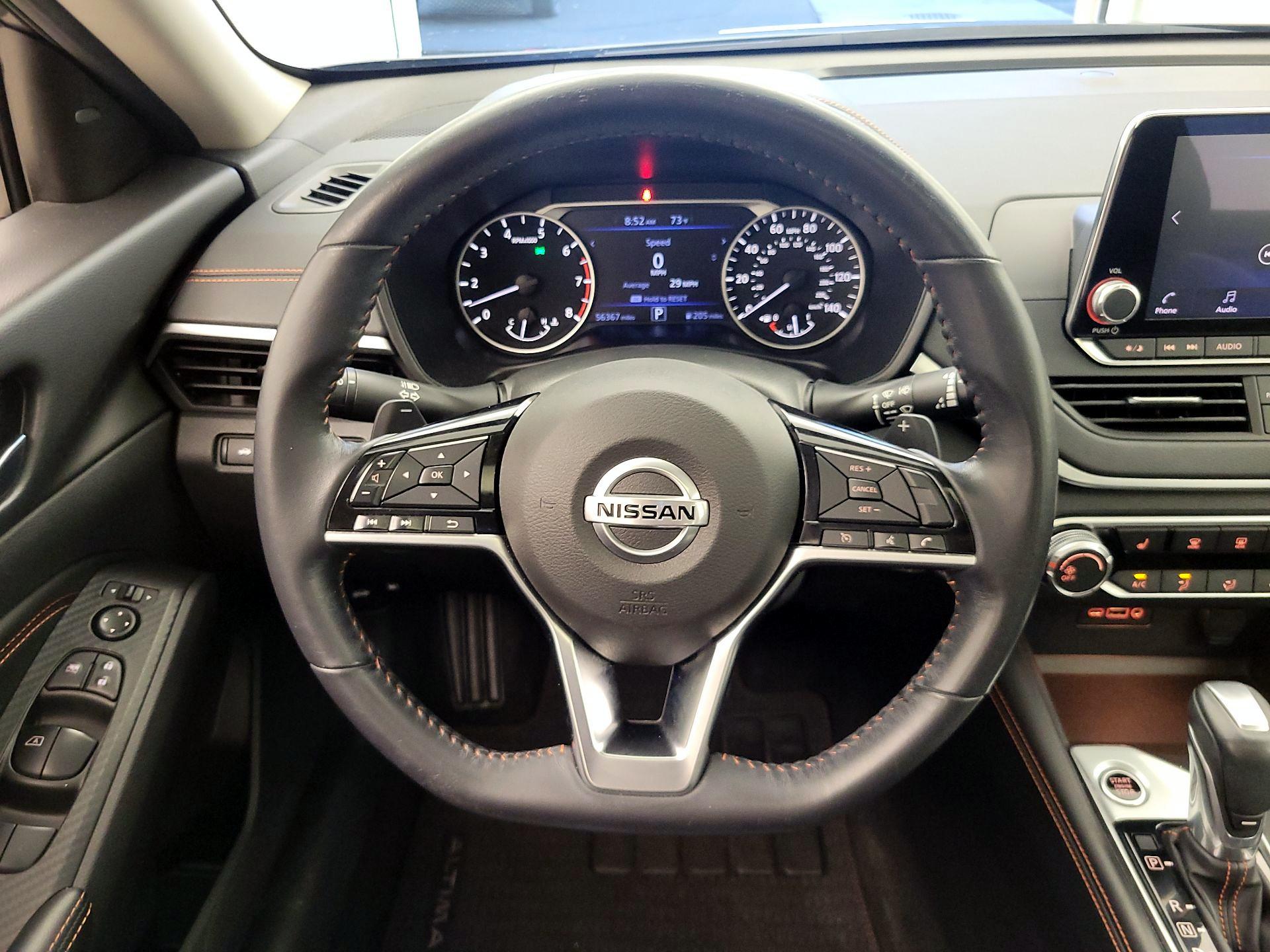 Thumbnail: 2019 Nissan Altima - 10
