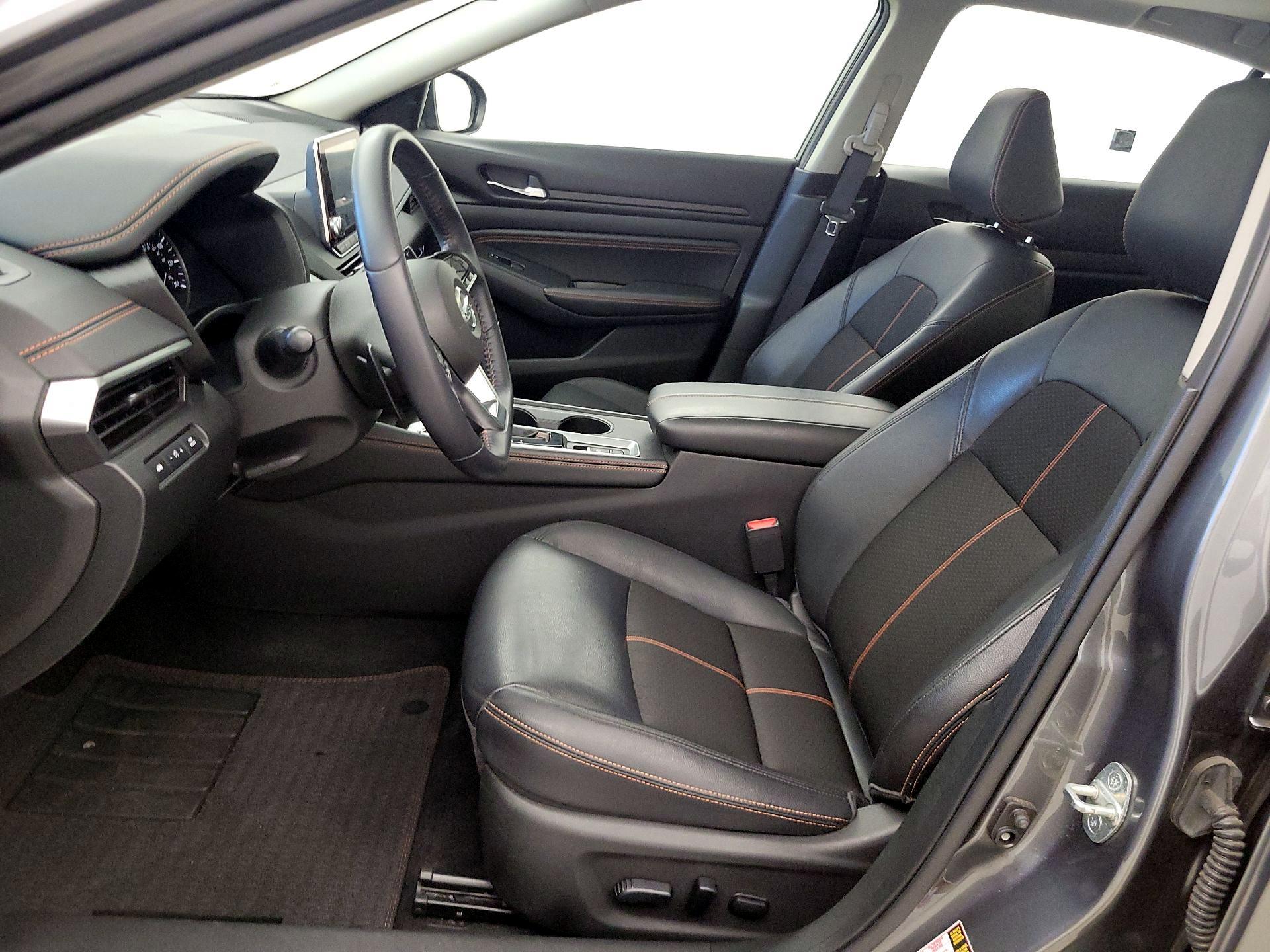 Thumbnail: 2019 Nissan Altima - 11