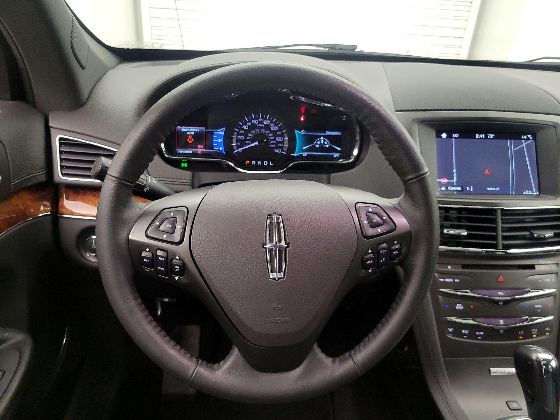 Thumbnail: 2019 Lincoln MKT - 10