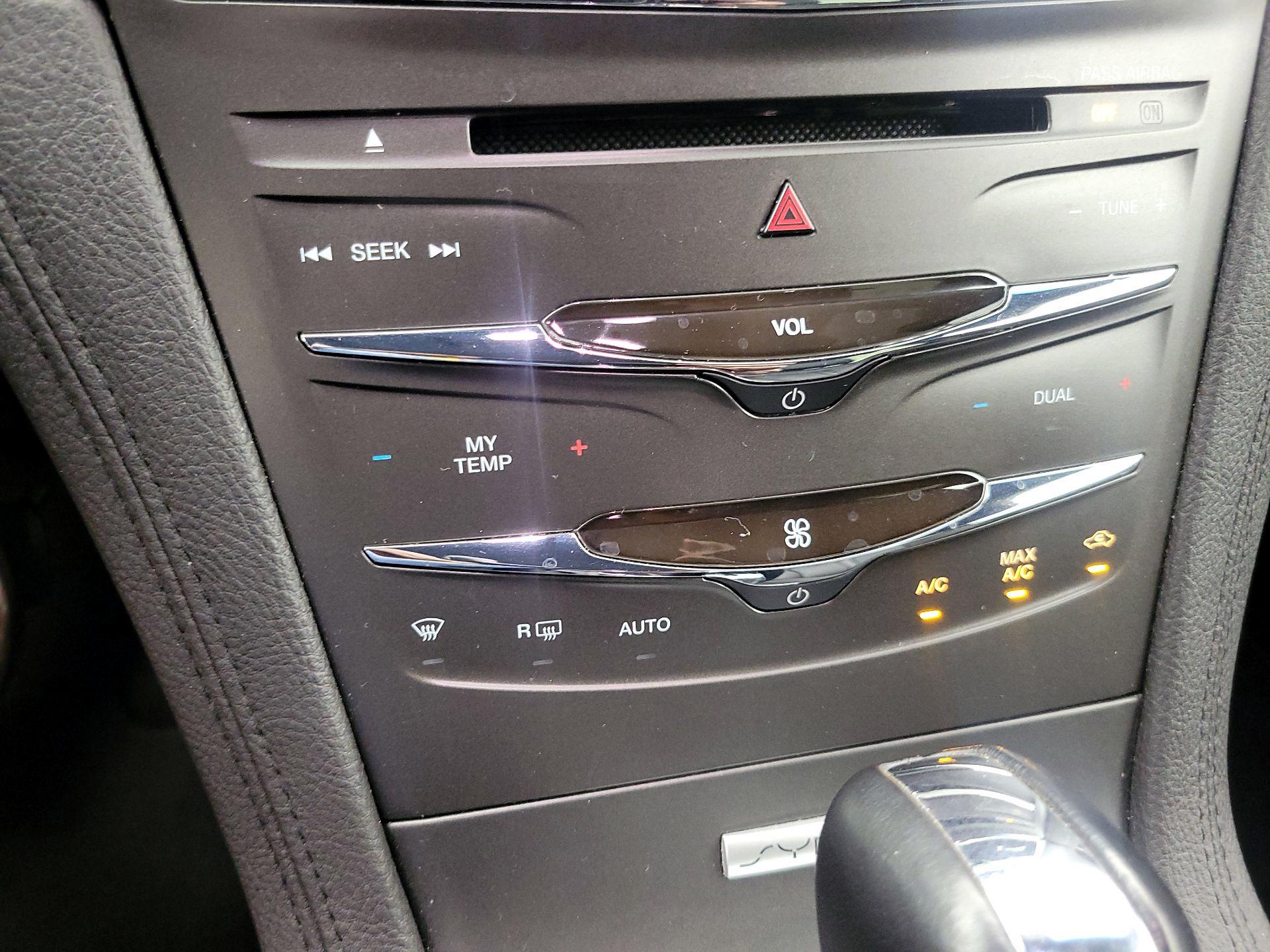 Thumbnail: 2019 Lincoln MKT - 17