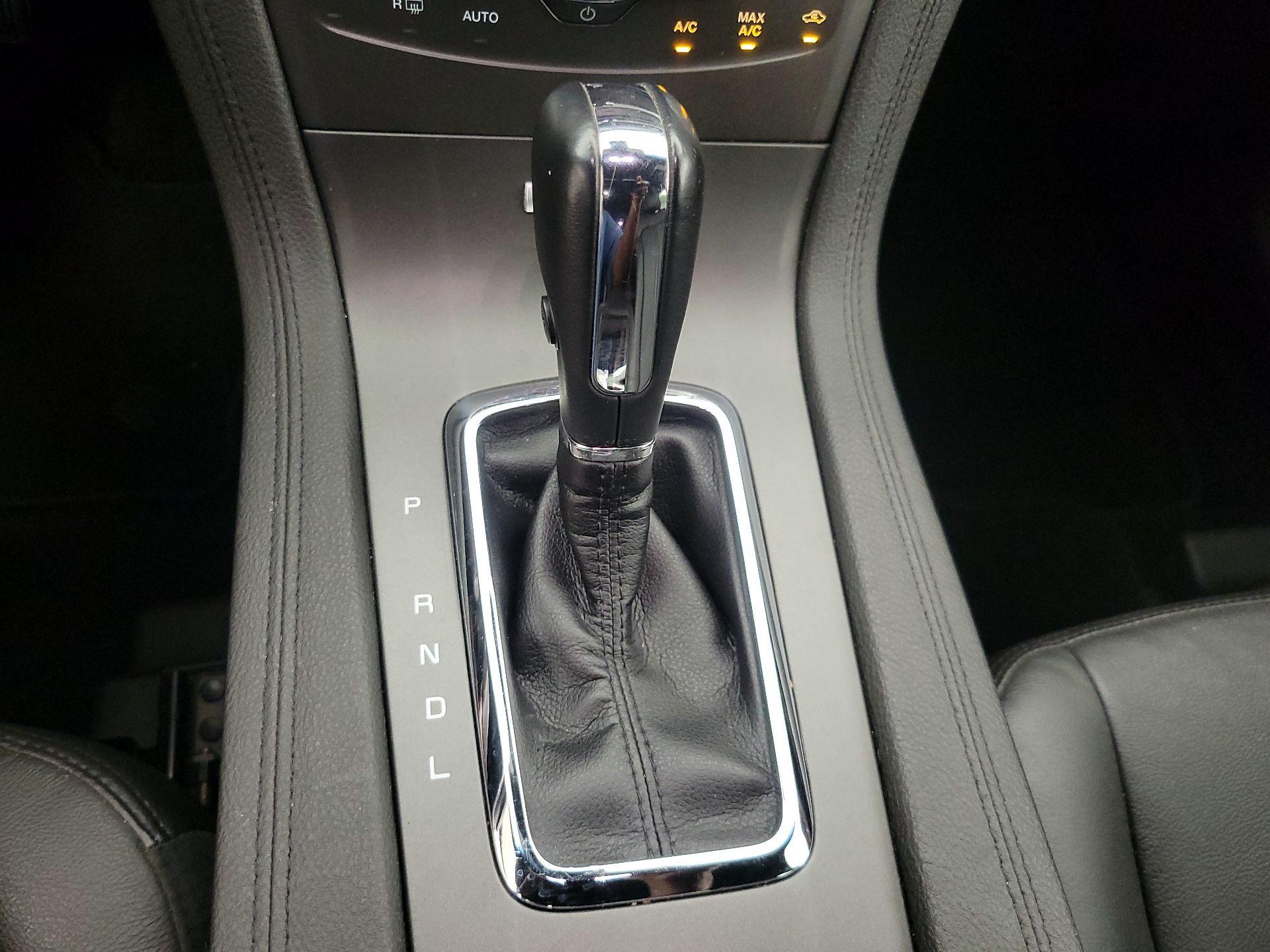 Thumbnail: 2019 Lincoln MKT - 18