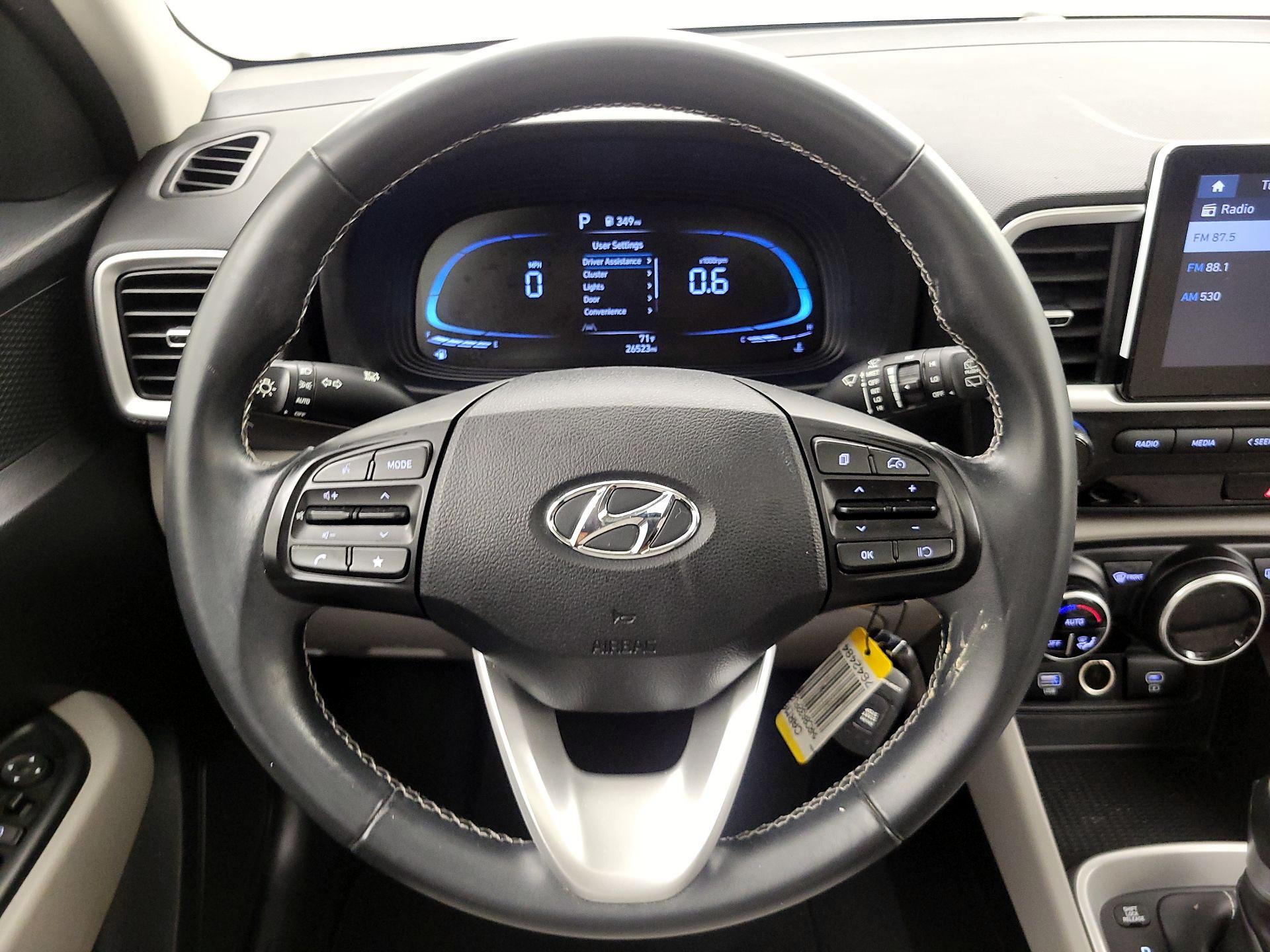 Thumbnail: 2023 Hyundai Venue - 10