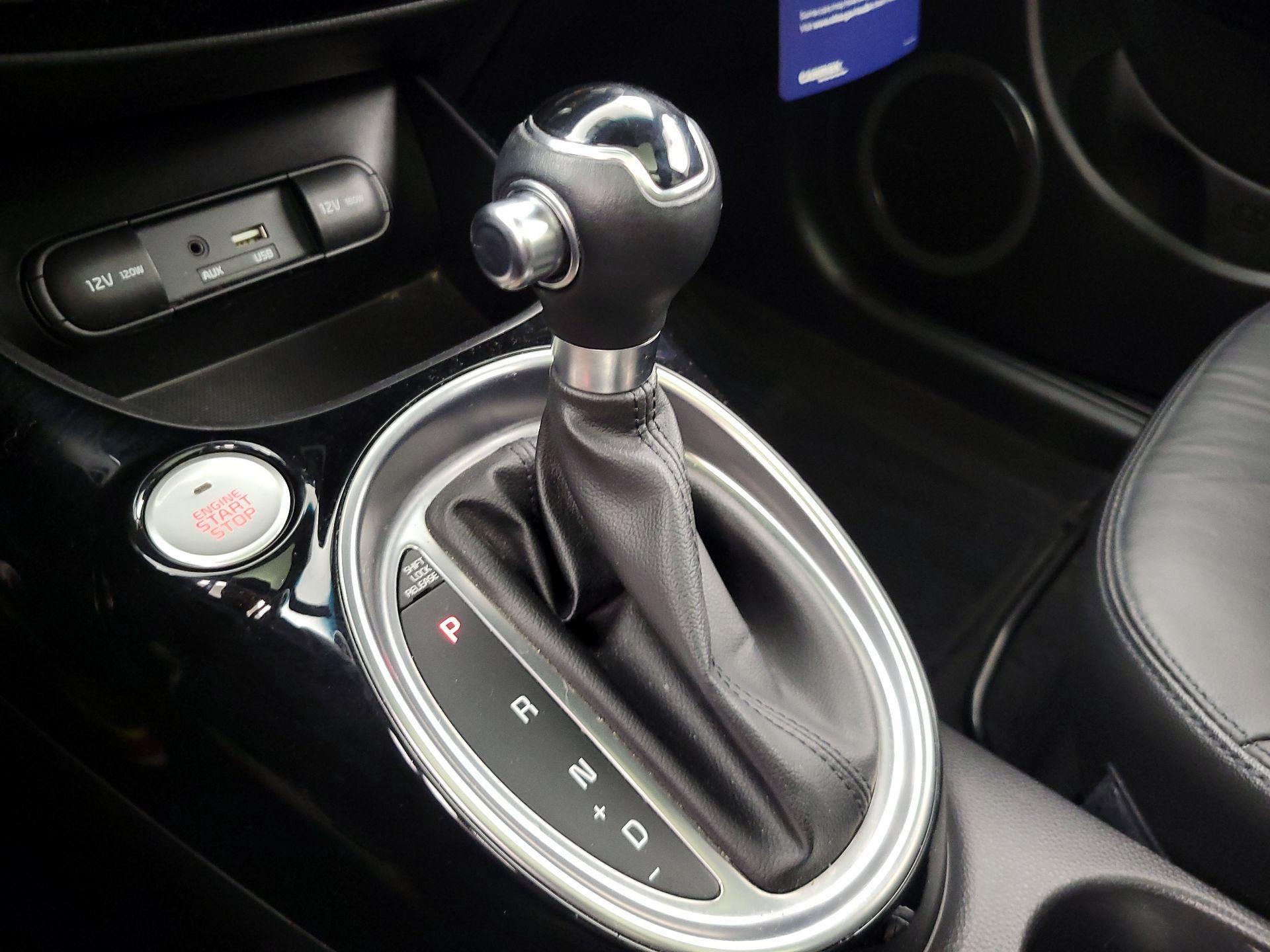 Thumbnail: 2015 Kia Soul - 18