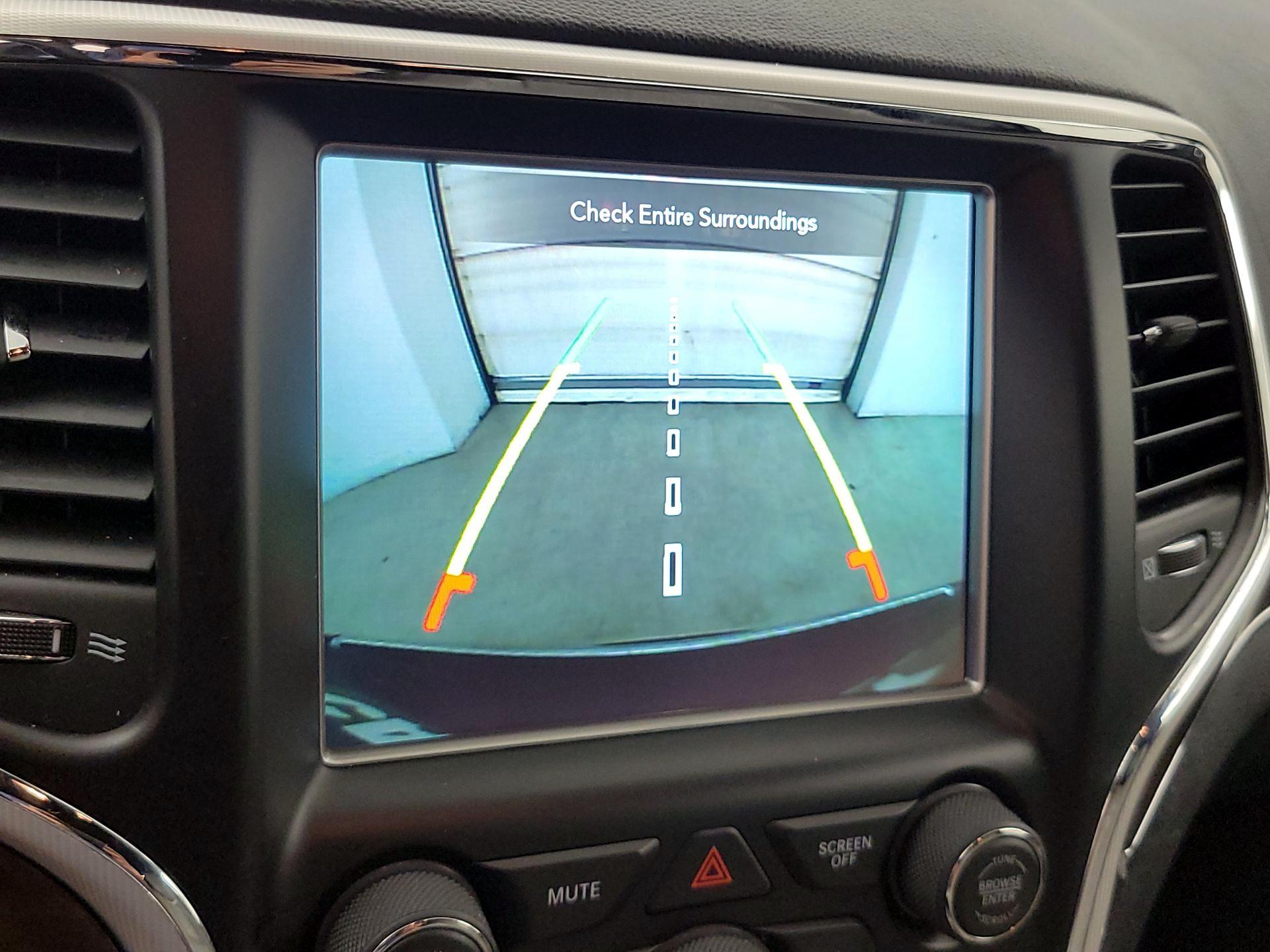 Thumbnail: 2018 Jeep Grand Cherokee - 15