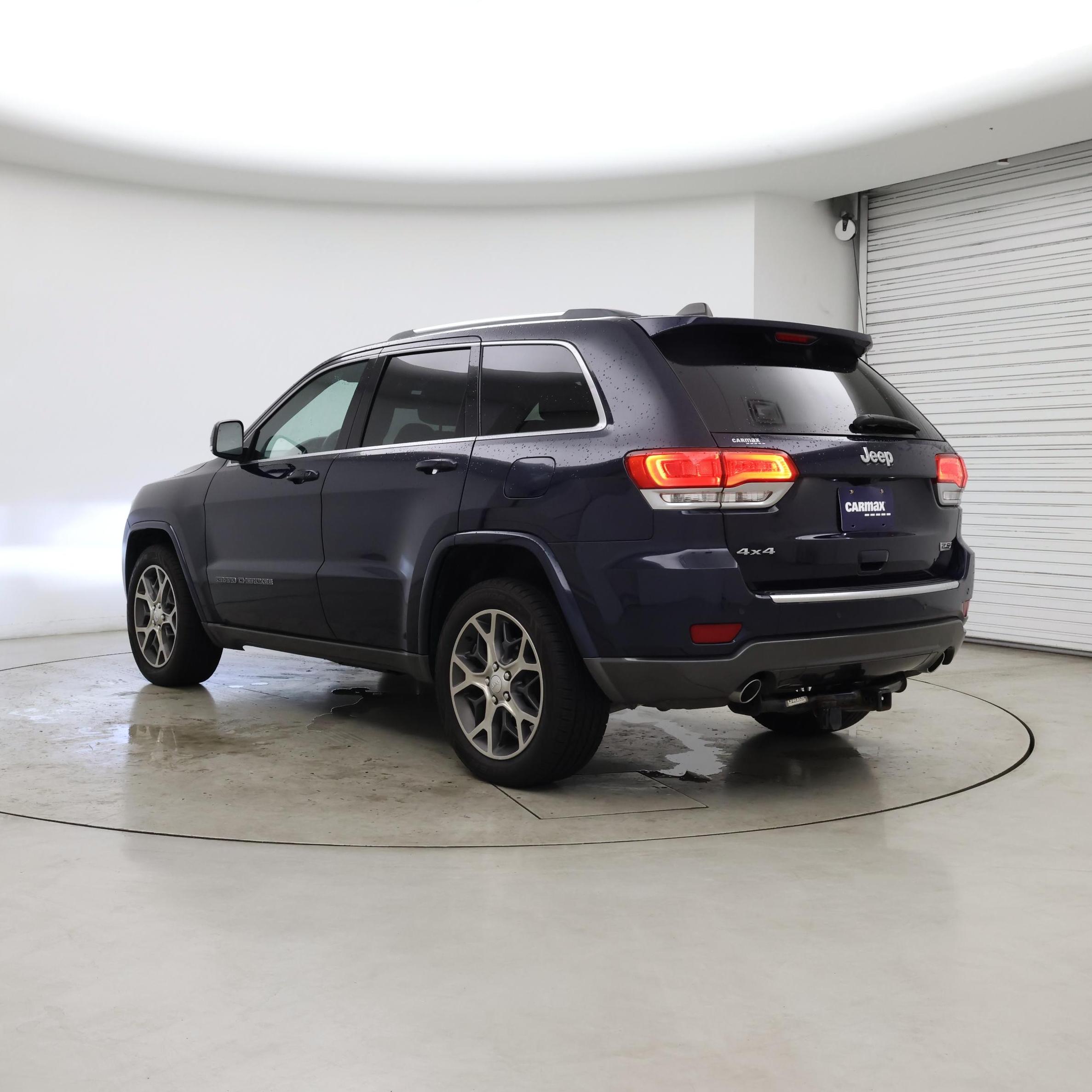 Thumbnail: 2018 Jeep Grand Cherokee - 2