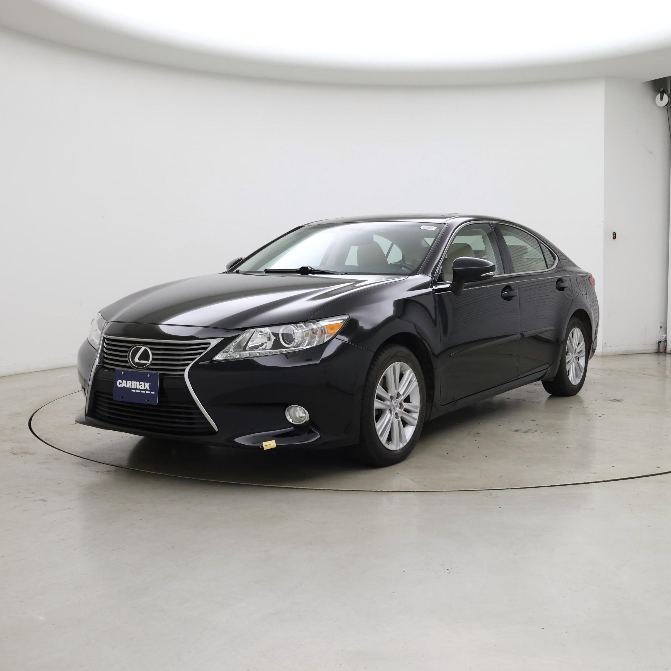 Thumbnail: 2014 Lexus ES - 4