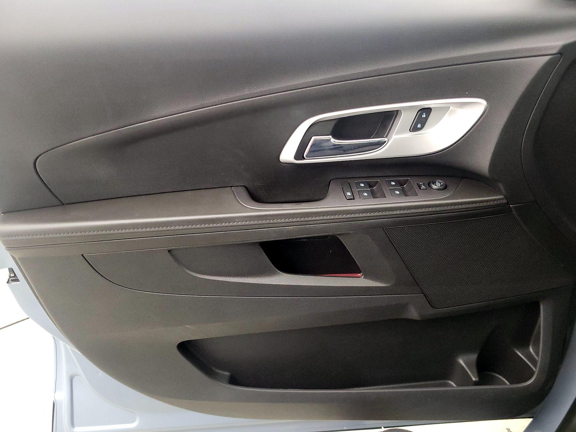 Thumbnail: 2014 Chevrolet Equinox - 12