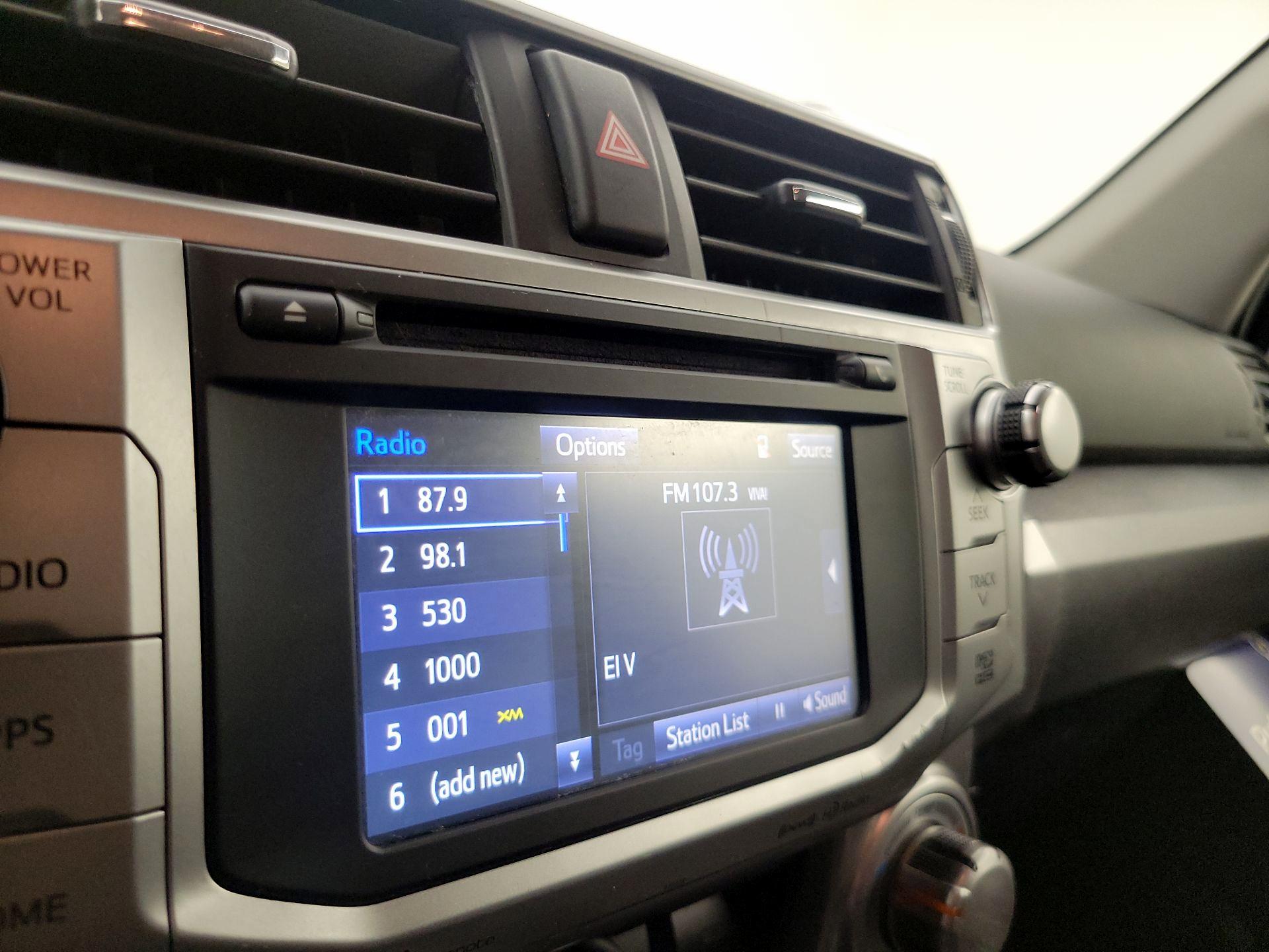 Thumbnail: 2016 Toyota 4Runner - 15