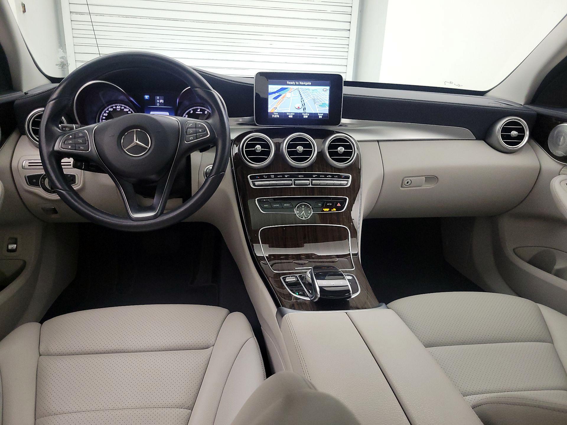 Thumbnail: 2016 Mercedes-Benz C-Class - 9