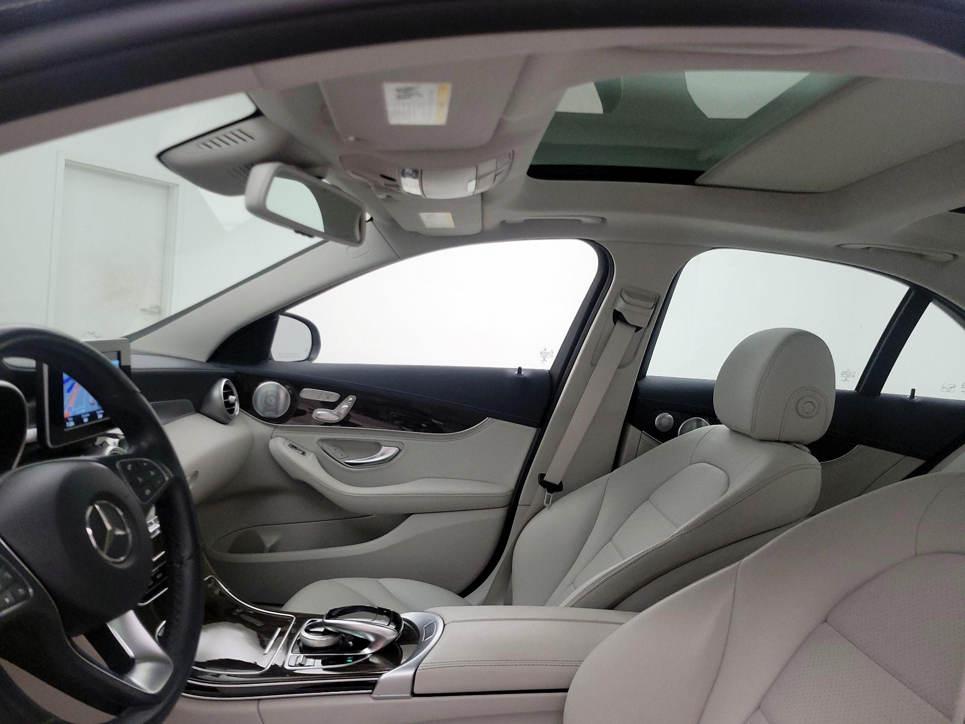 Thumbnail: 2016 Mercedes-Benz C-Class - 20