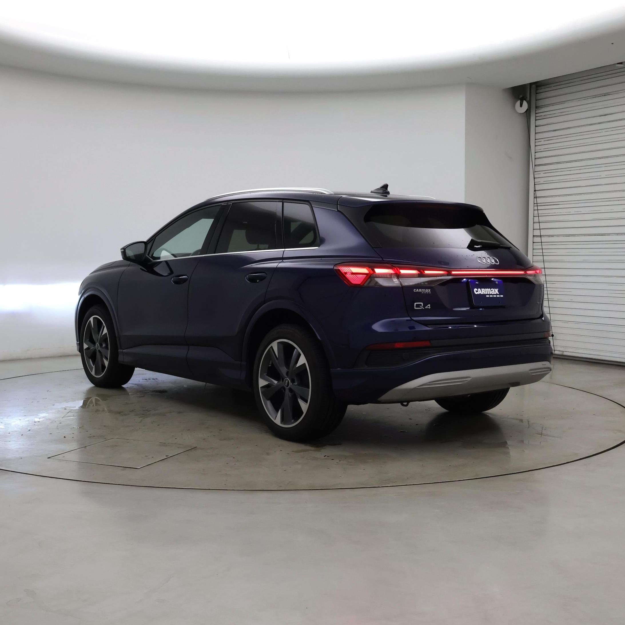 Thumbnail: 2022 Audi Q4 e-tron - 2
