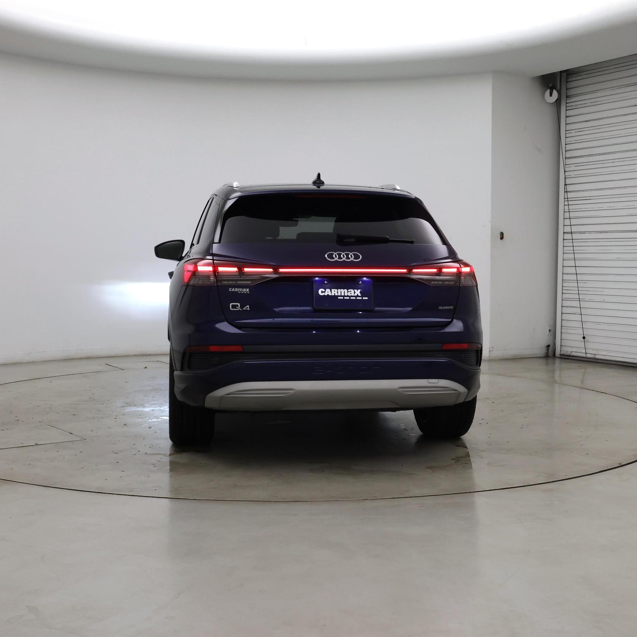 Thumbnail: 2022 Audi Q4 e-tron - 6