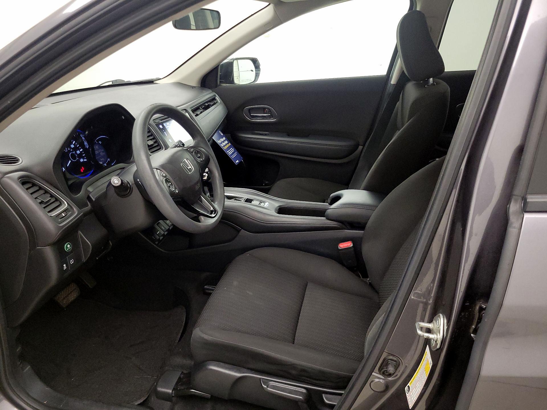Thumbnail: 2018 Honda HR-V - 11