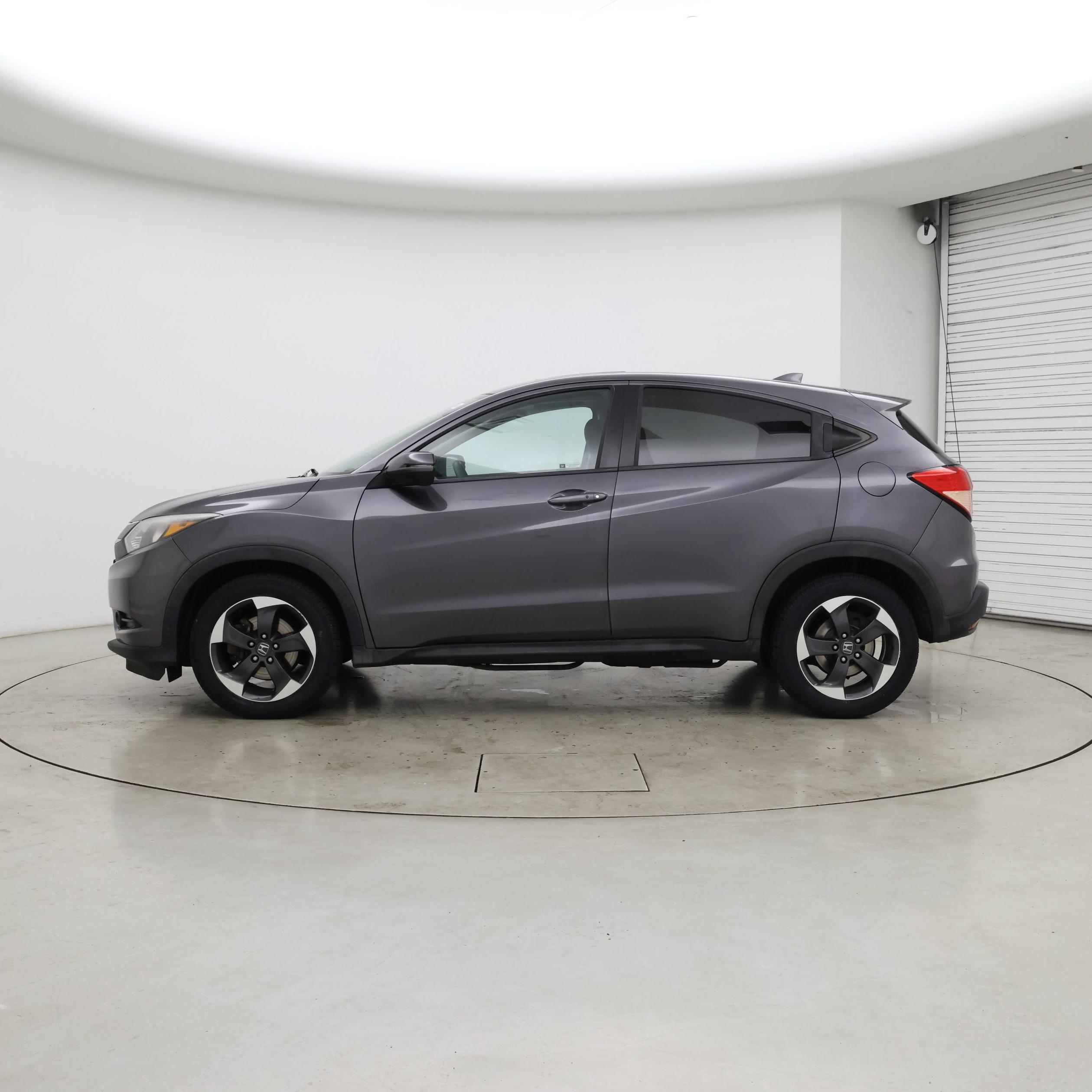 Thumbnail: 2018 Honda HR-V - 3
