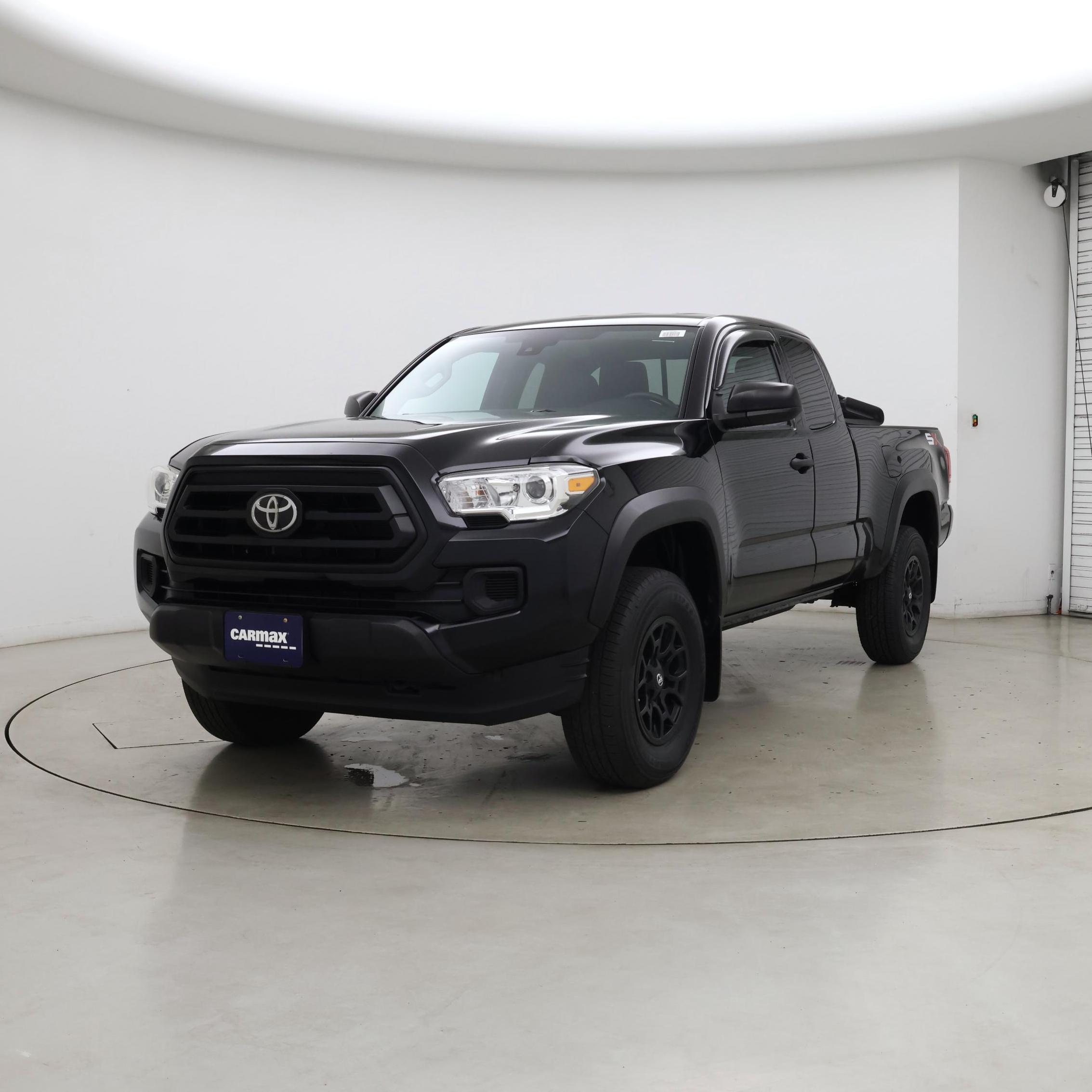 Thumbnail: 2020 Toyota Tacoma - 4
