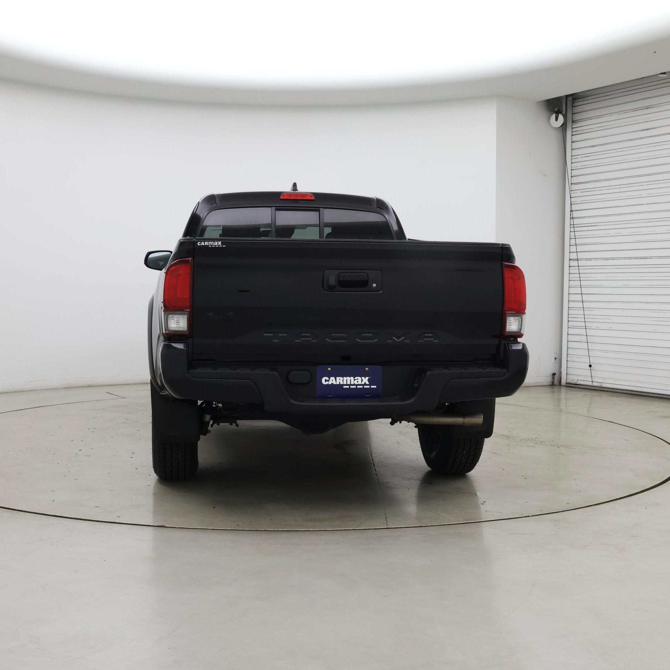 Thumbnail: 2020 Toyota Tacoma - 6