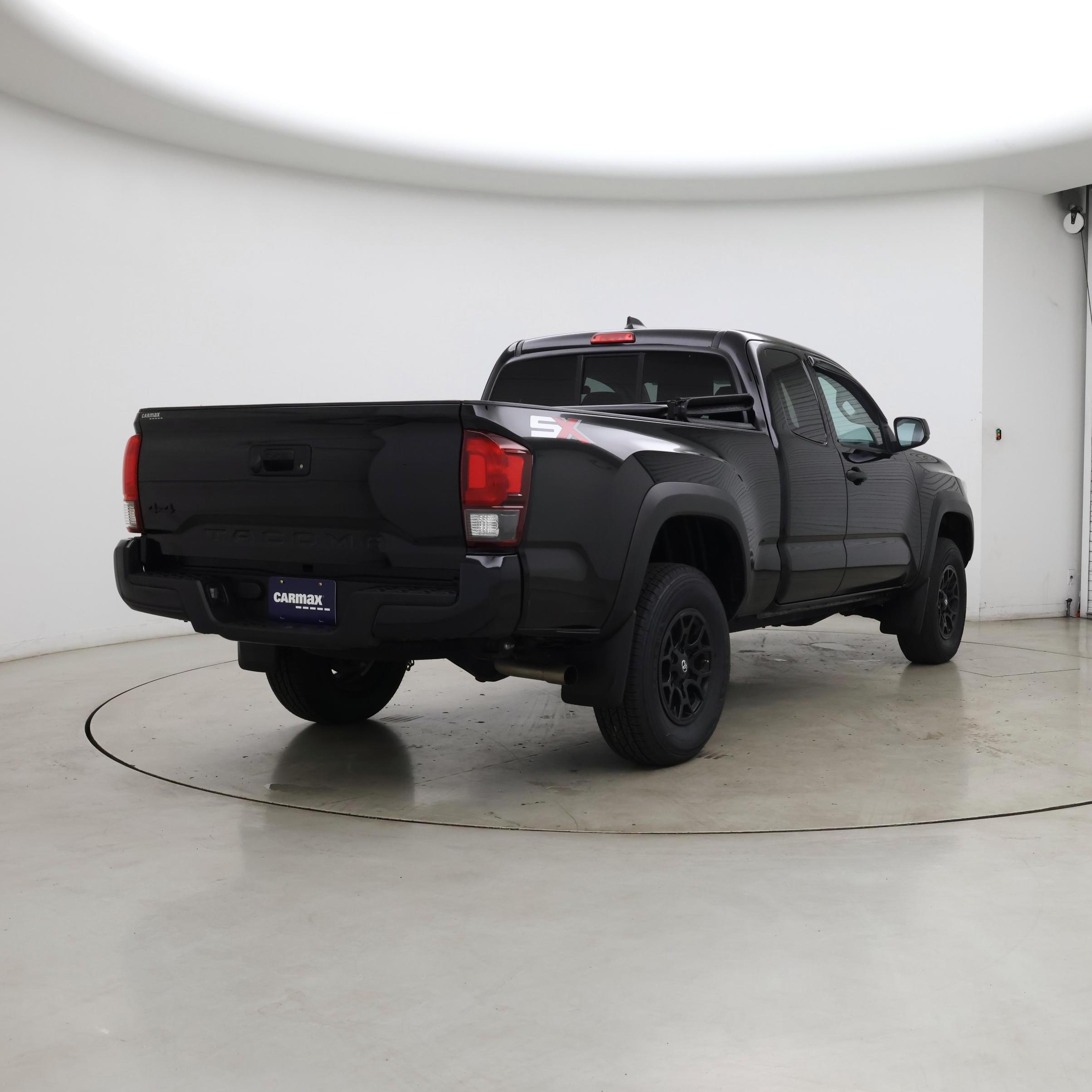 Thumbnail: 2020 Toyota Tacoma - 8