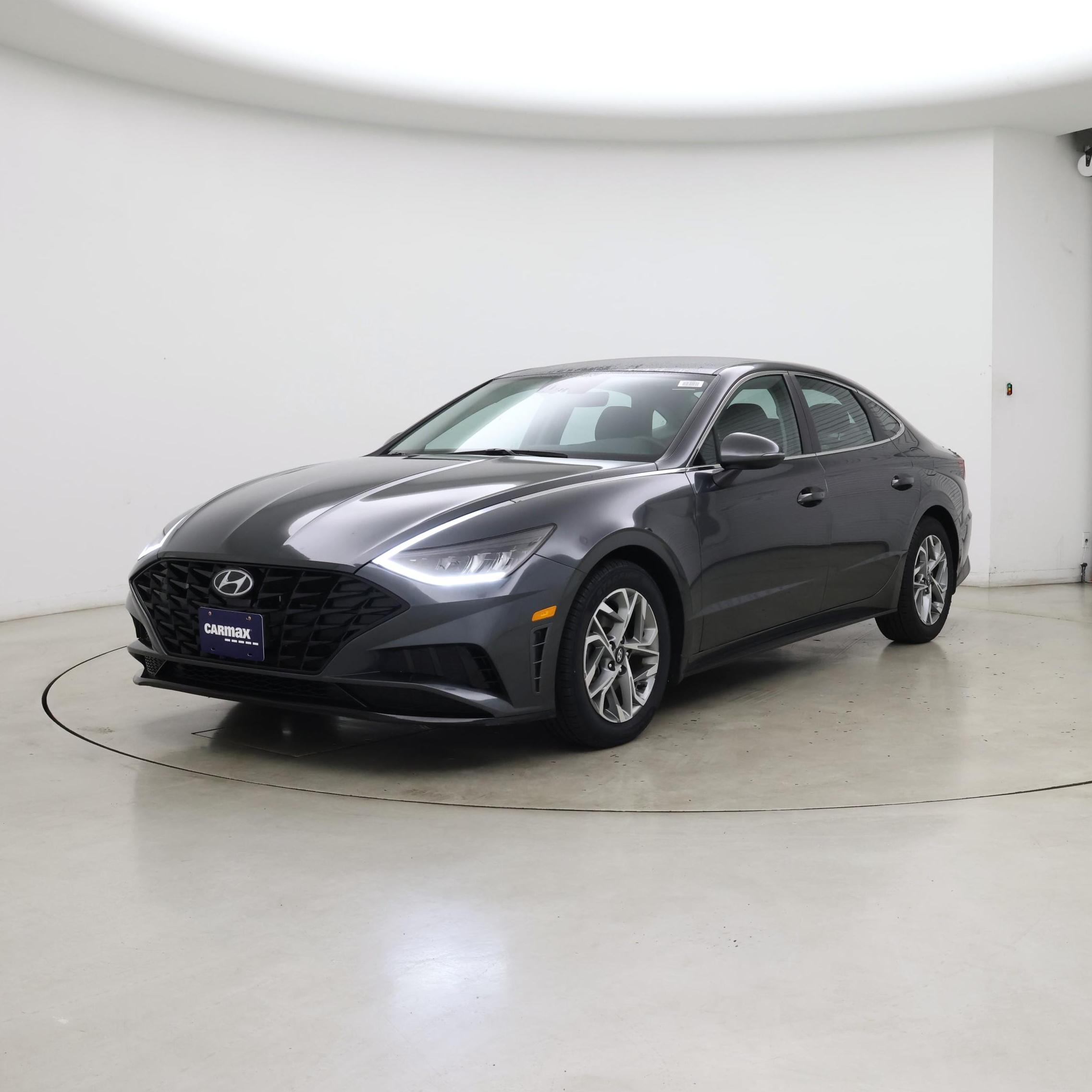 Thumbnail: 2023 Hyundai Sonata - 4
