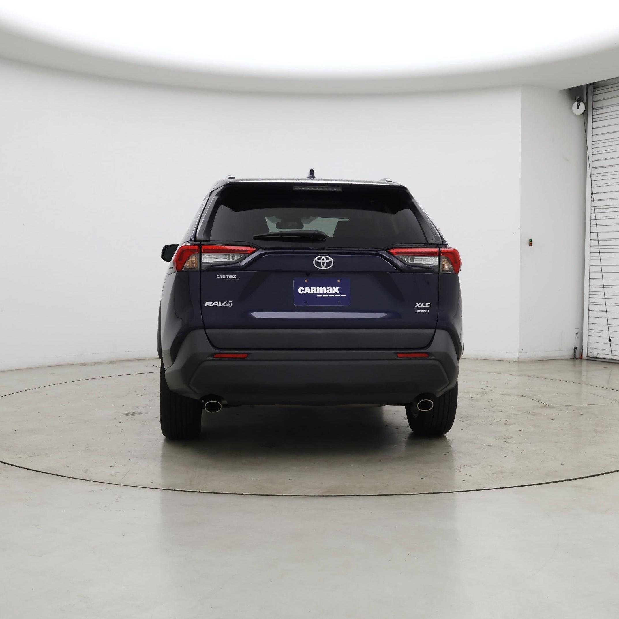 Thumbnail: 2019 Toyota RAV4 - 6