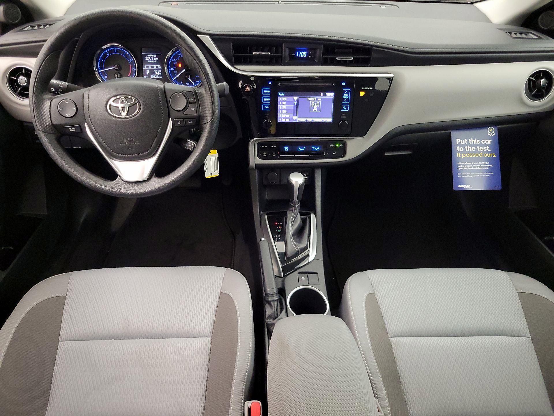 Thumbnail: 2017 Toyota Corolla - 9
