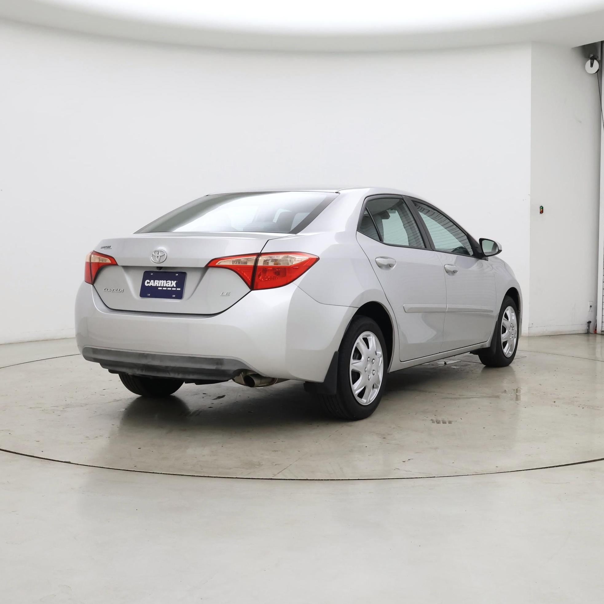 Thumbnail: 2017 Toyota Corolla - 8