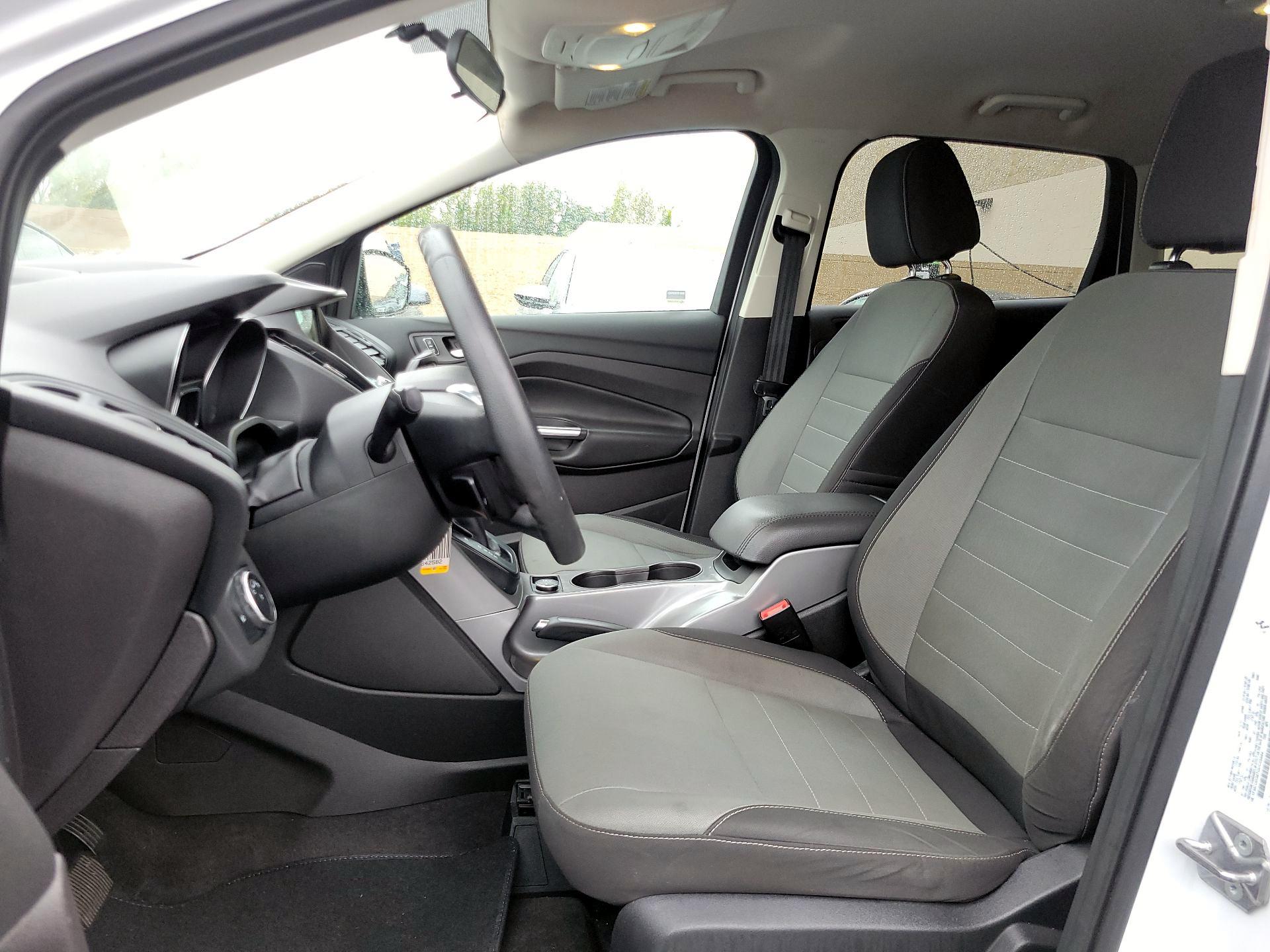 Thumbnail: 2016 Ford Escape - 9
