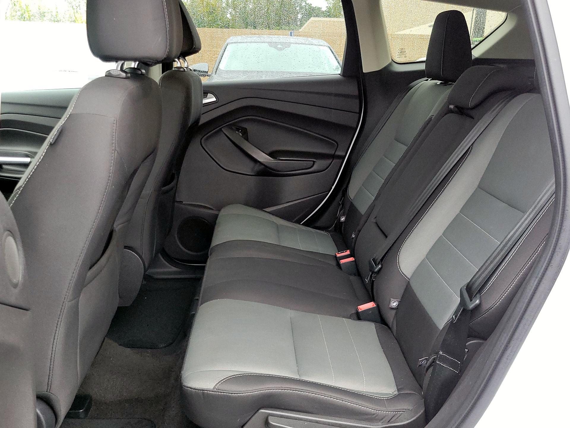 Thumbnail: 2016 Ford Escape - 17